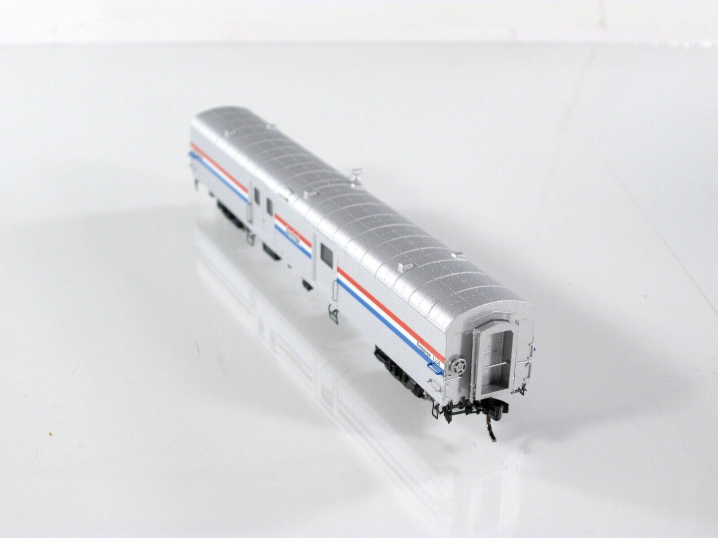 N Scale AMTRAK Phase III Baggage Express Car, AMTK 1006 --- Rapido TRAINS 506004