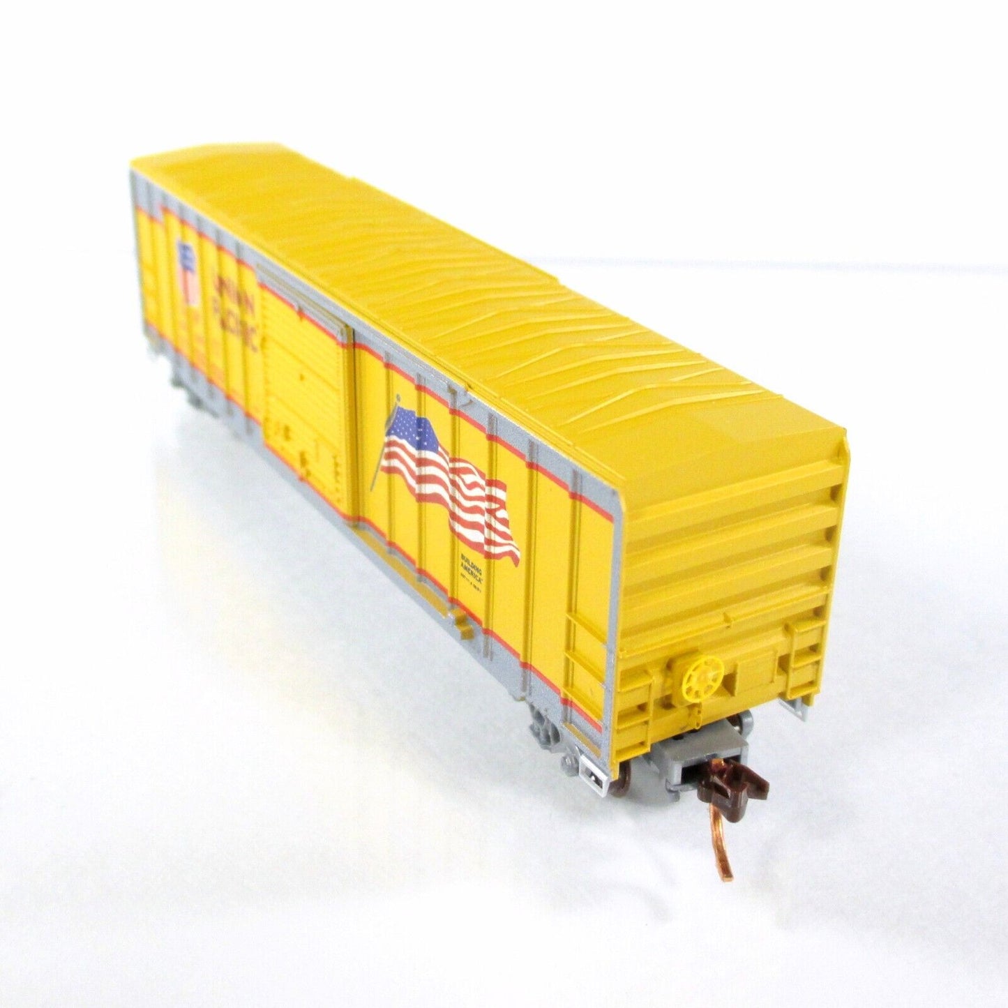 N Scale UNION PACIFIC 50' Box Car #62415, US Flag --- Micro Trains MTL NSE 15-01