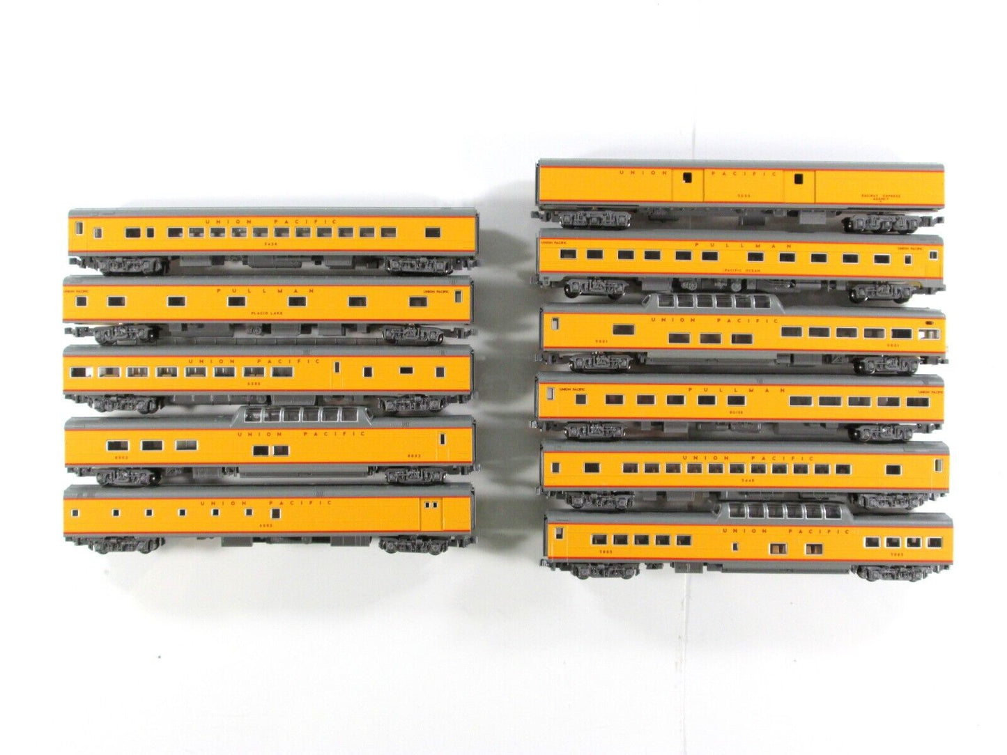N Scale UNION PACIFIC *CITY of LOS ANGELES* 11-Car Set -Kato 106-088-1 *LIGHTED*