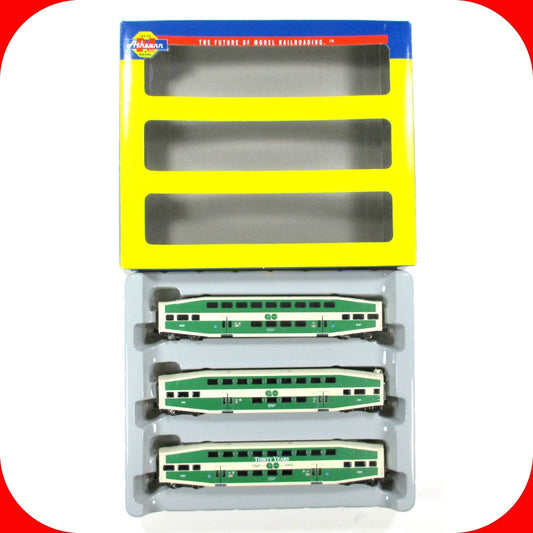 N Scale GO TRANSIT BOMBARDIER Bi-Level Passenger Car 3-Pack Set -- Athearn 10161
