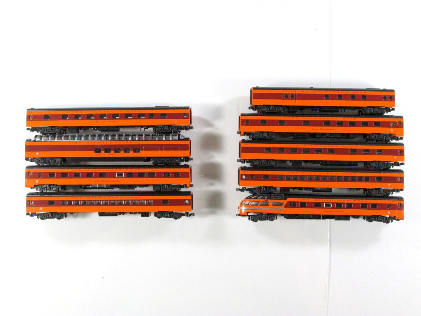 N Scale MILWAUKEE **OLYMPIAN HIAWATHA** 9-Car Set --- Kato 106-082-1 **LIGHTED**