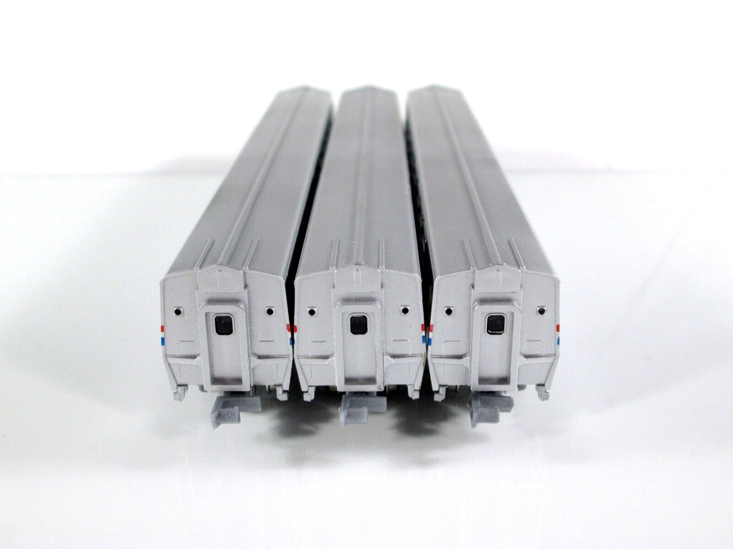 N Scale AMTRAK Phase III Viewliner Diner #8401 and Sleepers #2302, 2303 -Con-Cor