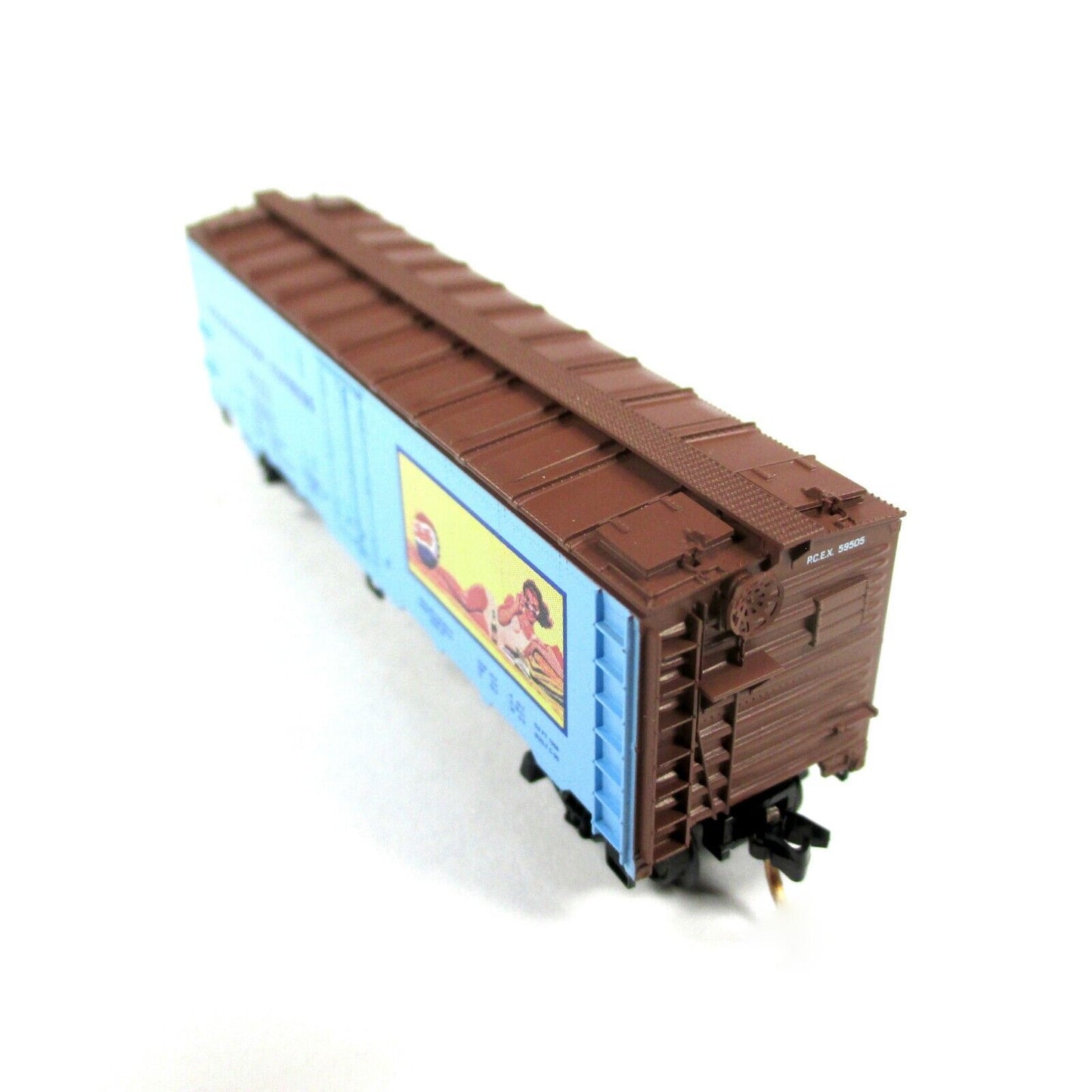 N Scale PEPSI-COLA Ice Reefer Express Box Car - PCEX 59505 -- Micro Trains 59550