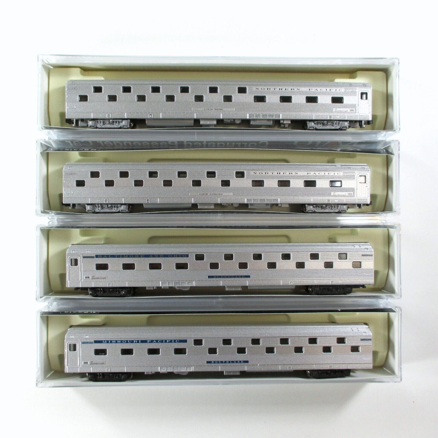 N Scale ***NP, NP, MP, B&O*** SLUMBERCOACH Passenger 4-Pack Set -- Kato 106-1901