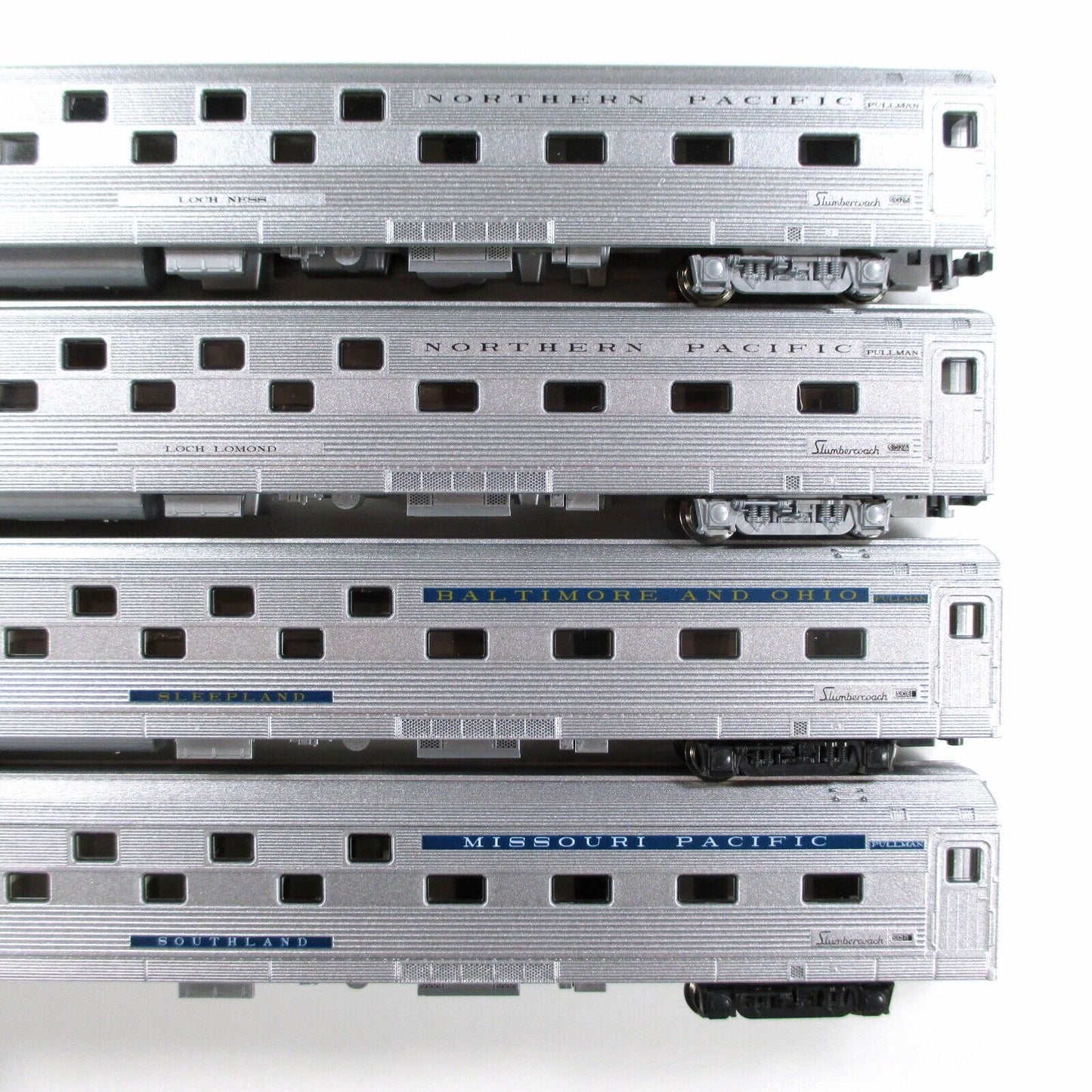 N Scale ***NP, NP, MP, B&O*** SLUMBERCOACH Passenger 4-Pack Set -- Kato 106-1901