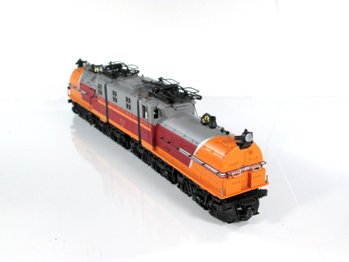 HO Scale **MILWAUKEE ROAD BI-POLAR ELECTRIC** #E-1,  MTH 80-2141 DCC Sound *READ