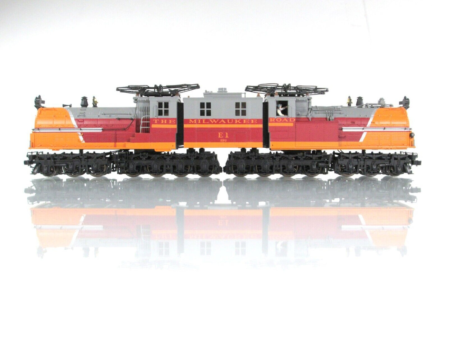 HO Scale **MILWAUKEE ROAD BI-POLAR ELECTRIC** #E-1,  MTH 80-2141 DCC Sound *READ