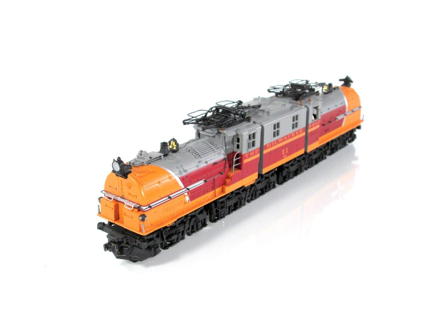 HO Scale **MILWAUKEE ROAD BI-POLAR ELECTRIC** #E-1,  MTH 80-2141 DCC Sound *READ