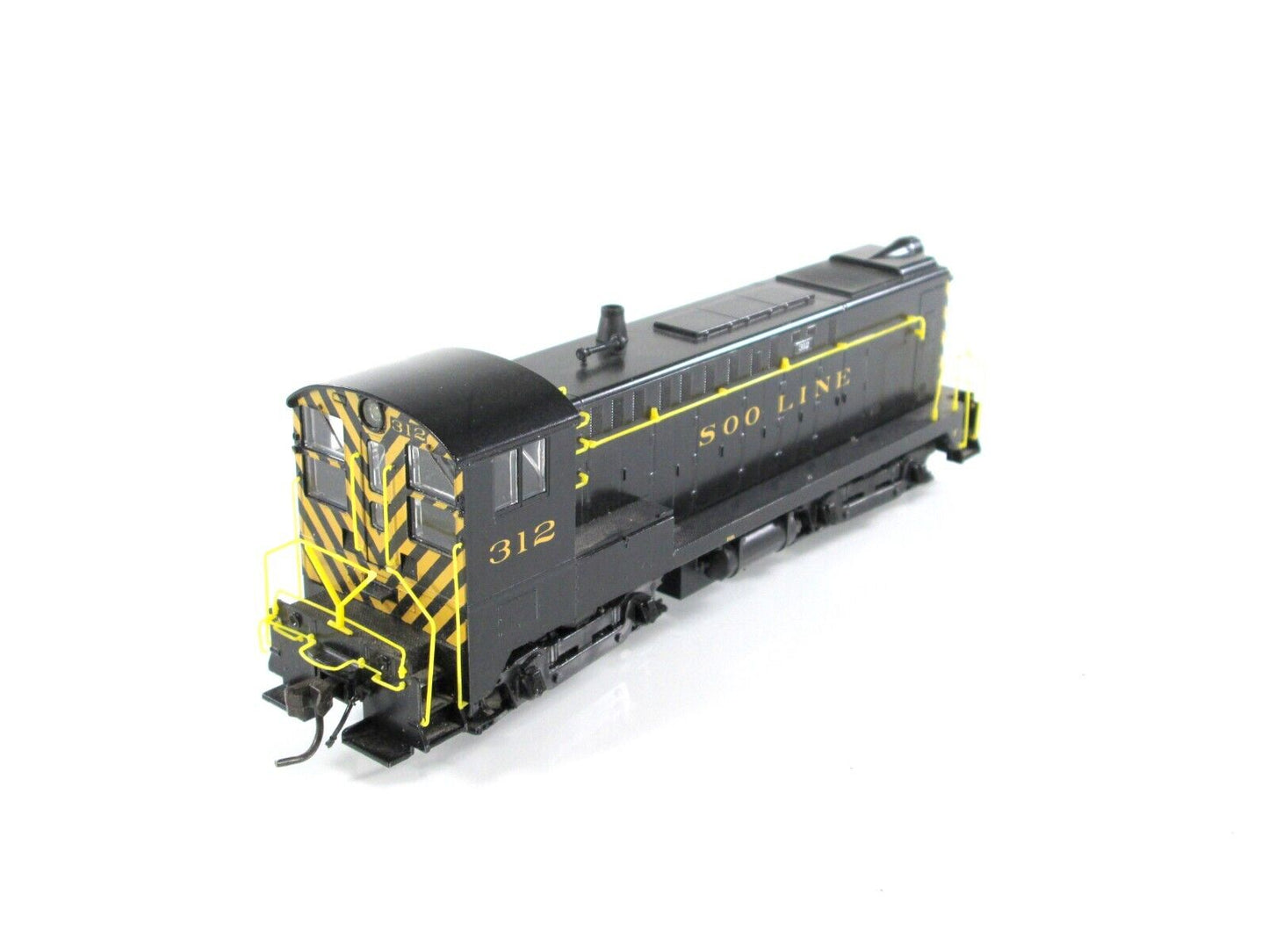 HO Scale SOO Line Baldwin DS4-4-1000 Switcher, #312 - DCC Sound - BOWSER **RARE*