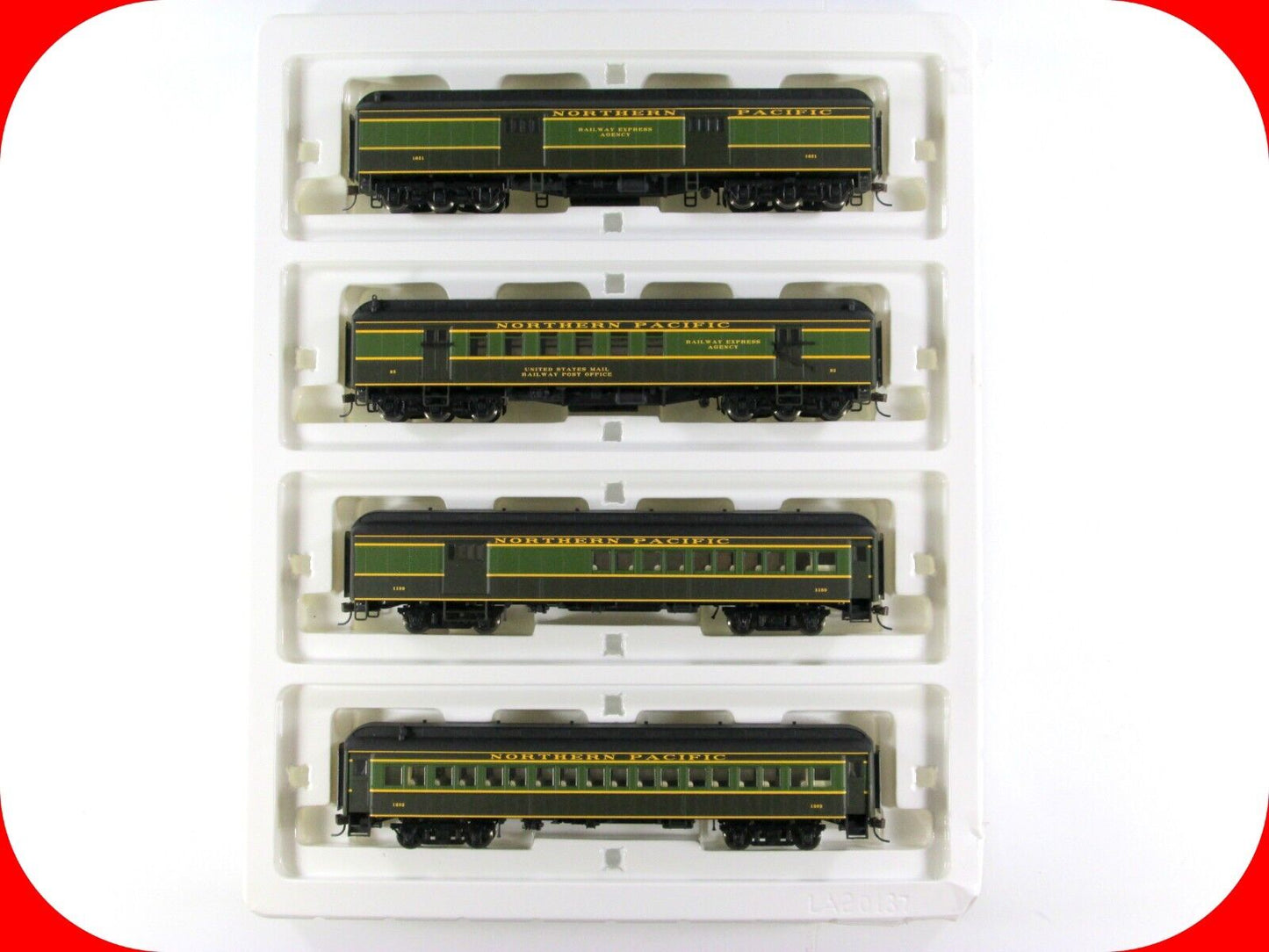 HO Scale NORTHERN PACIFIC 60' HWT Passenger 4-Car Set ------- Rivarossi RT600233