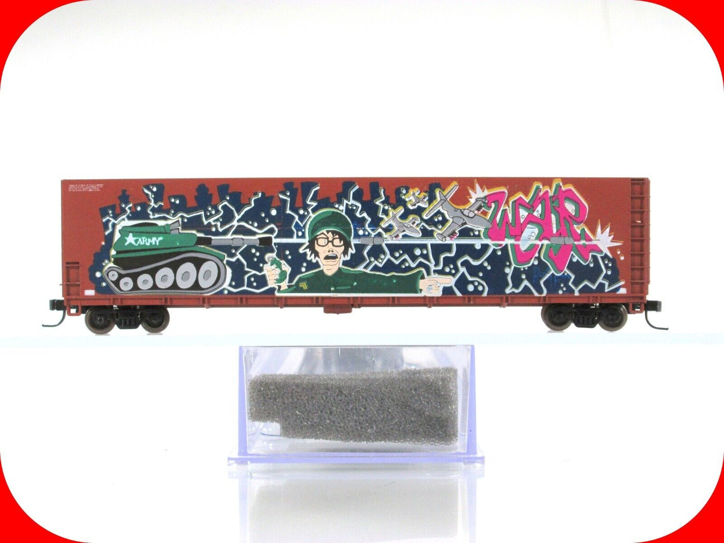 N Scale SANTA FE **WAR Of The WORLDS** Graffiti Wood Chip Gondola -Deluxe 170803