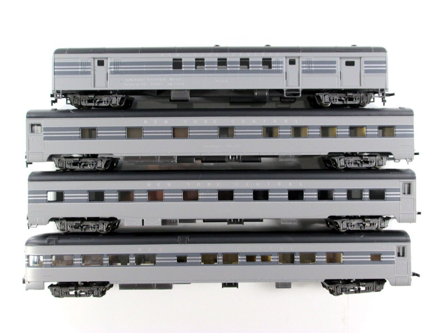 HO Scale NEW YORK CENTRAL 1930s Passenger 4-Car Set B, Interiors, Rivarossi 6947