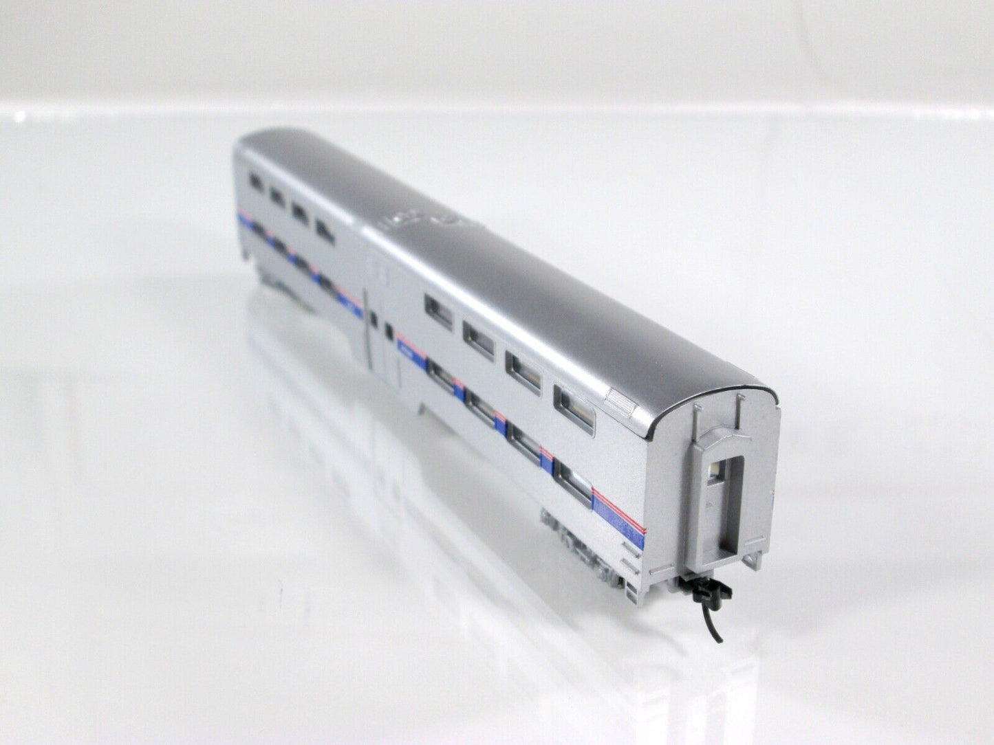 N Scale AMTRAK Phase 4 Budd Bi-Level Coach #8622 - Con-Cor 040526-2 **VERY RARE*