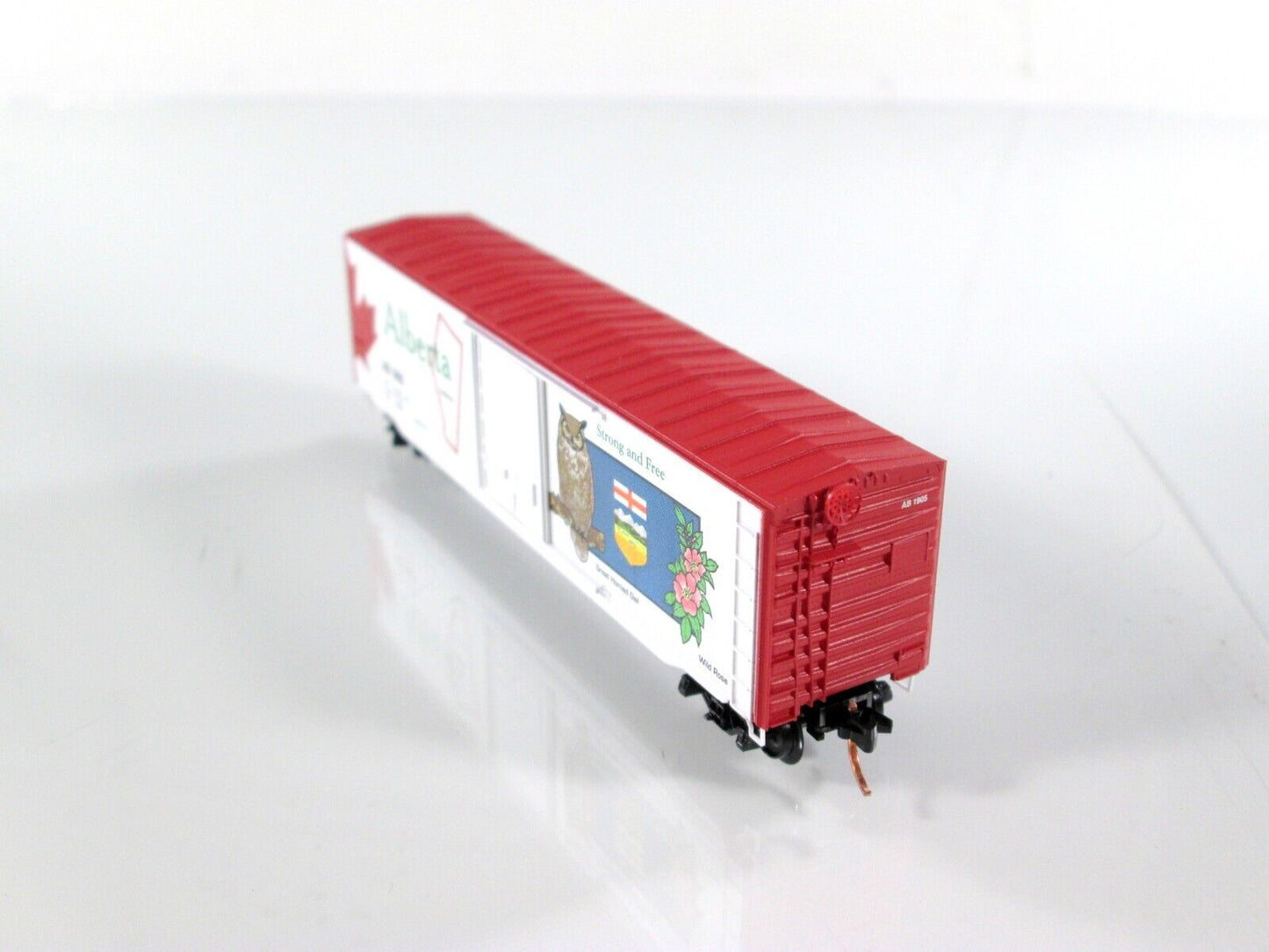 N Scale **ALBERTA** Canadian Provincial Box Car, AB 1905 - Micro Trains 07700155