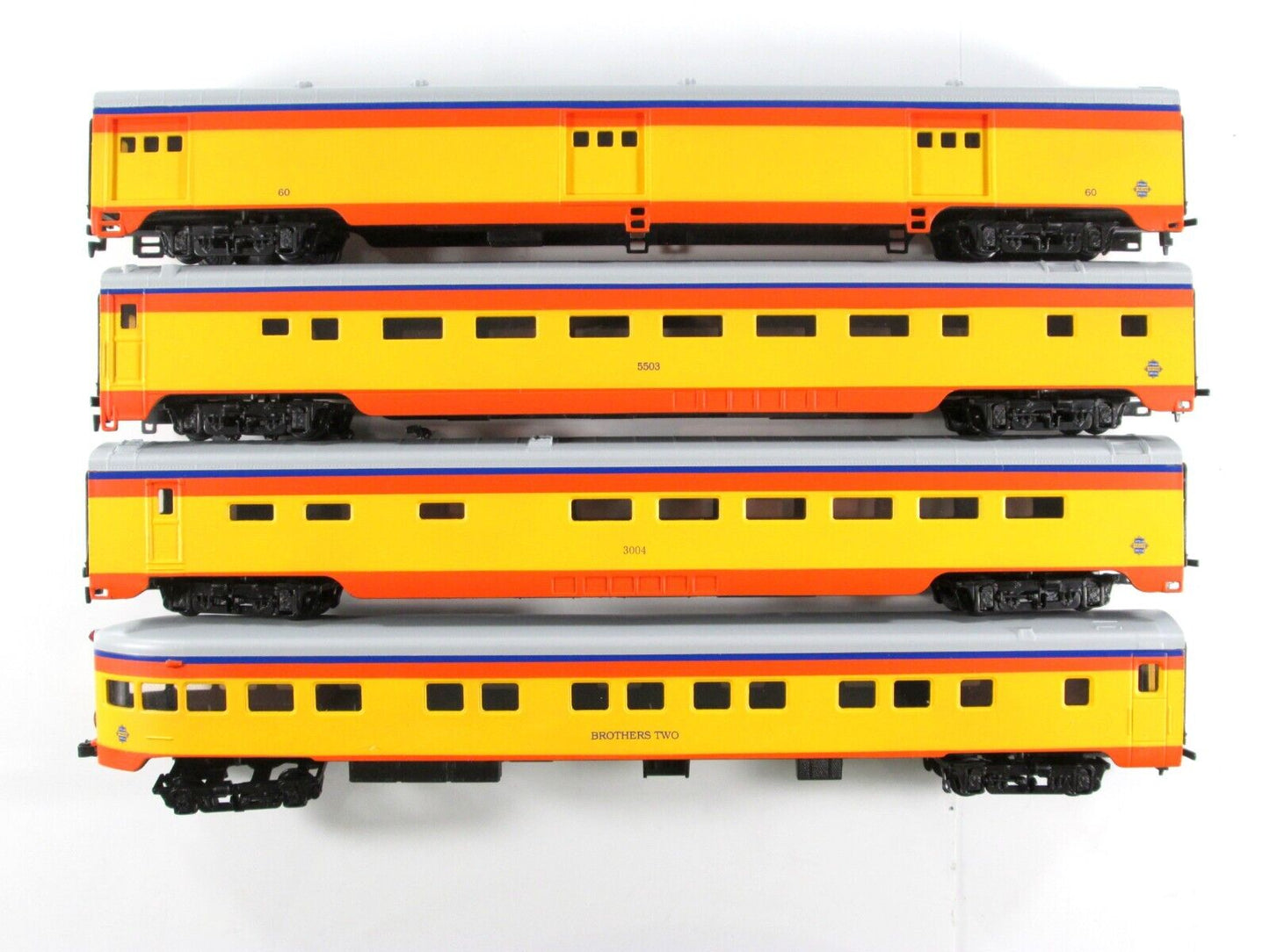 HO Scale CHESSIE / C&O *STEAM SPECIAL* Passenger Car 8-Pack Set -IHC 48358 *RARE