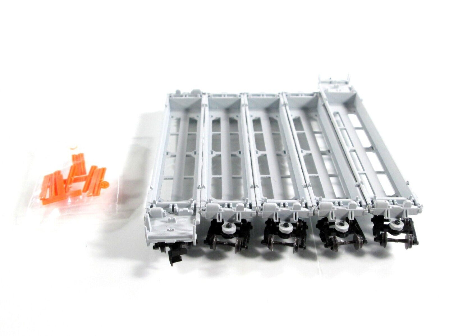 N SCALE Undecorated Thrall 5-Unit Articulated Well Stack Car - Walthers 932-8100