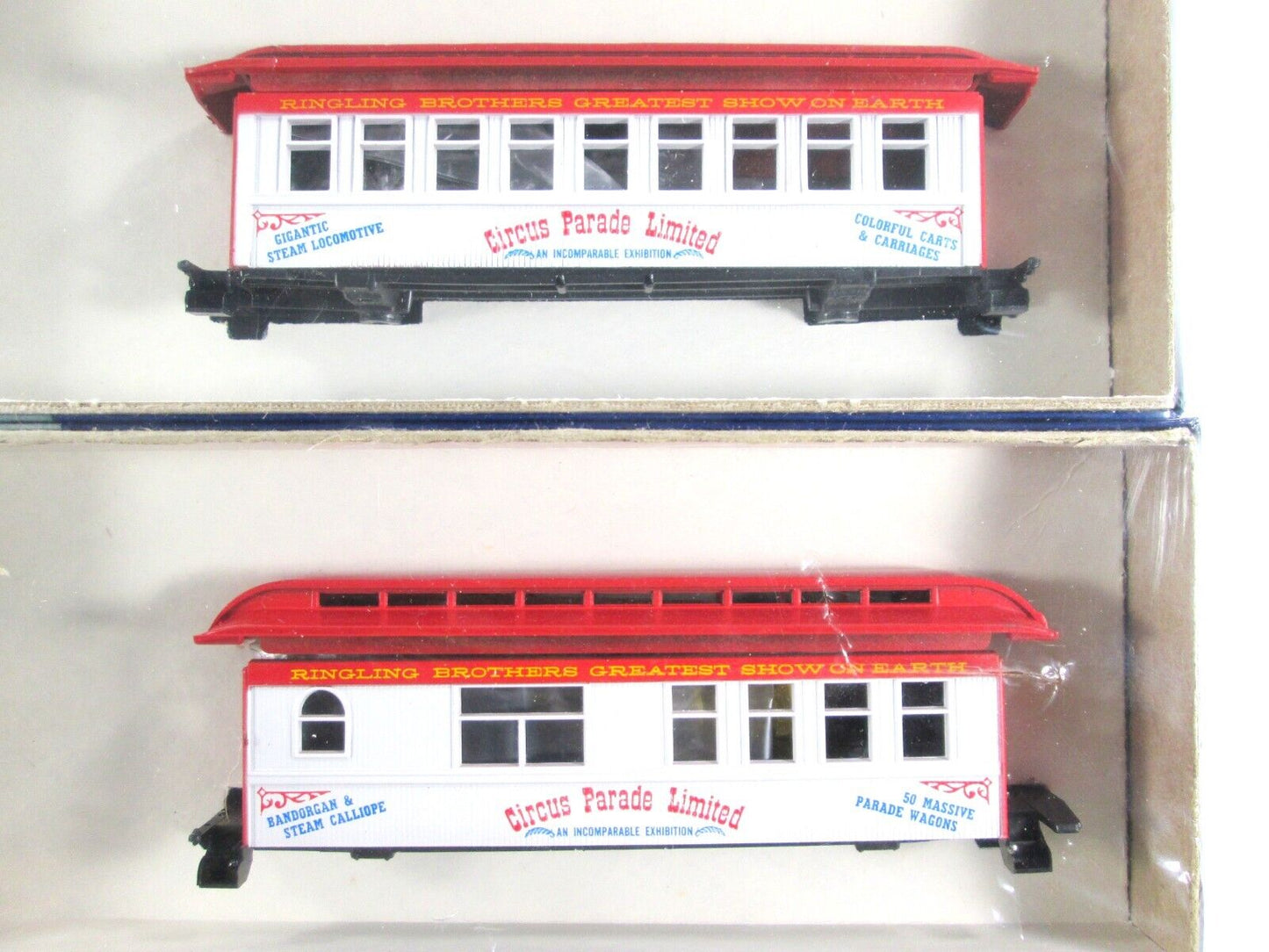 HO Scale RINGLING BROTHERS Circus Overton Passenger Car 4-Pack Set -- Roundhouse