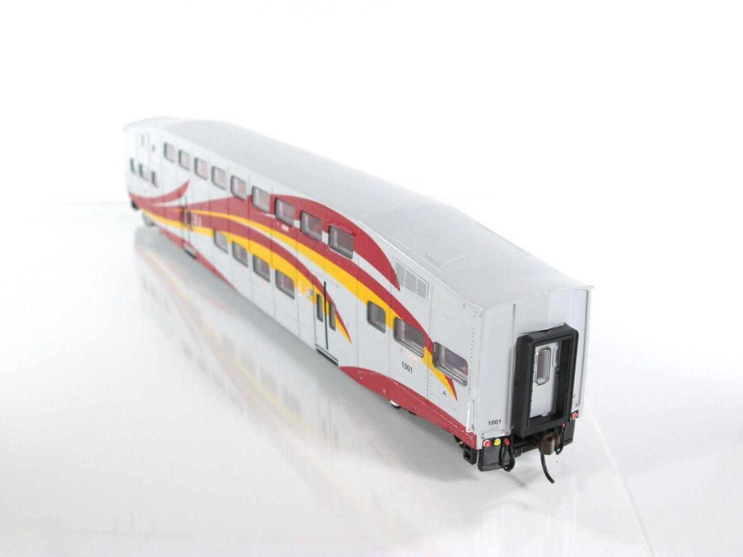 HO Scale NEW MEXICO RAIL RUNNER Bombardier Coach #1001 - Athearn 25702