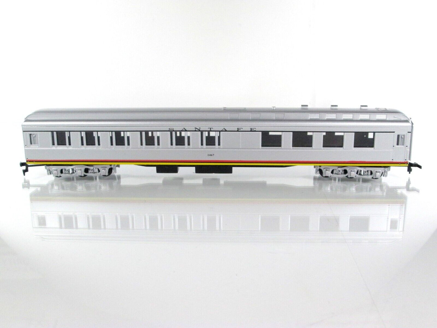 HO Scale SANTA FE ***VALLEY FLYER*** Heavyweight Passenger 8-Car Set - IHC 49038