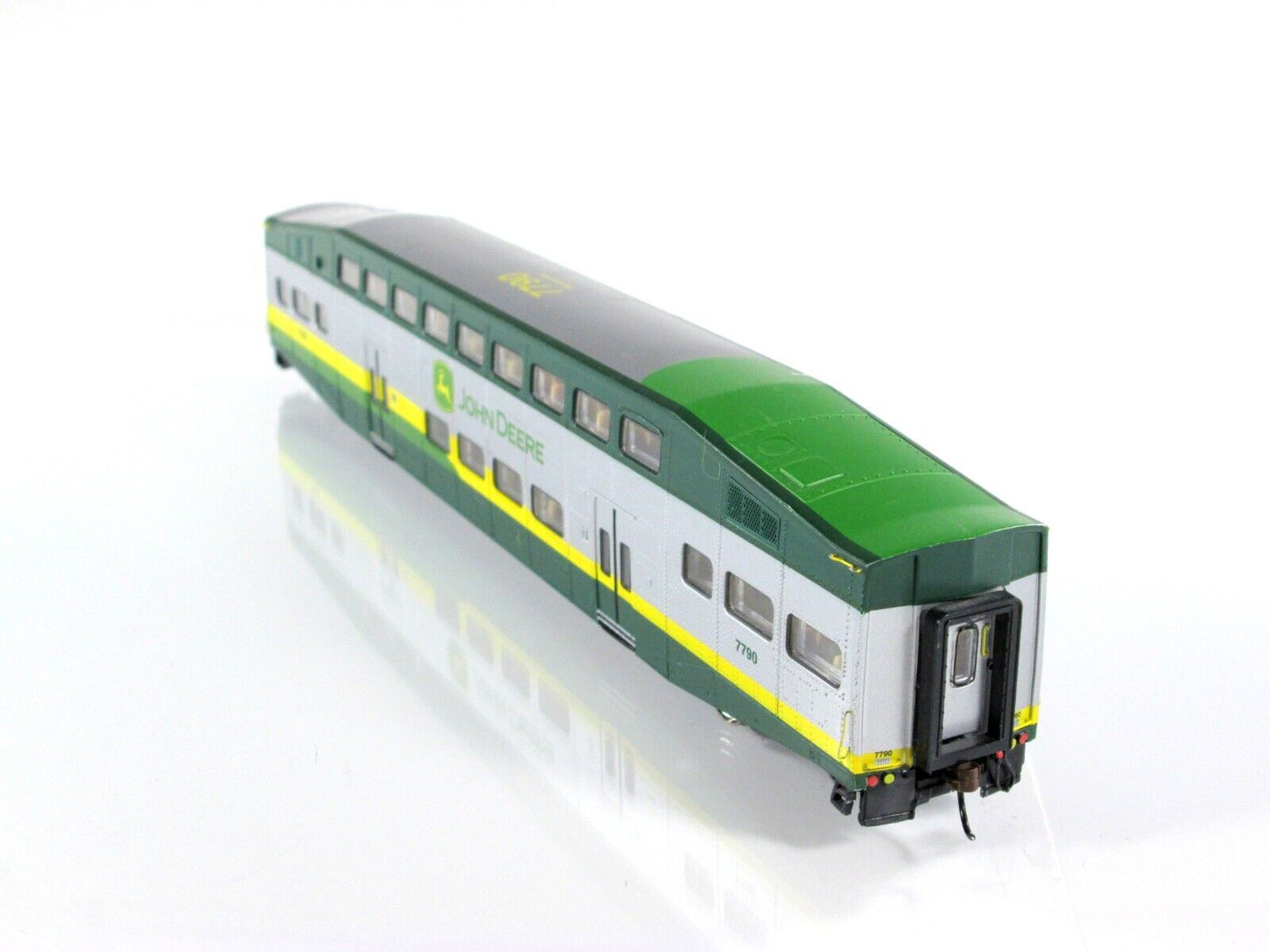 HO Scale JOHN DEERE BOMBARDIER Commuter Passenger Car, JD 7790 - Athearn **RARE*