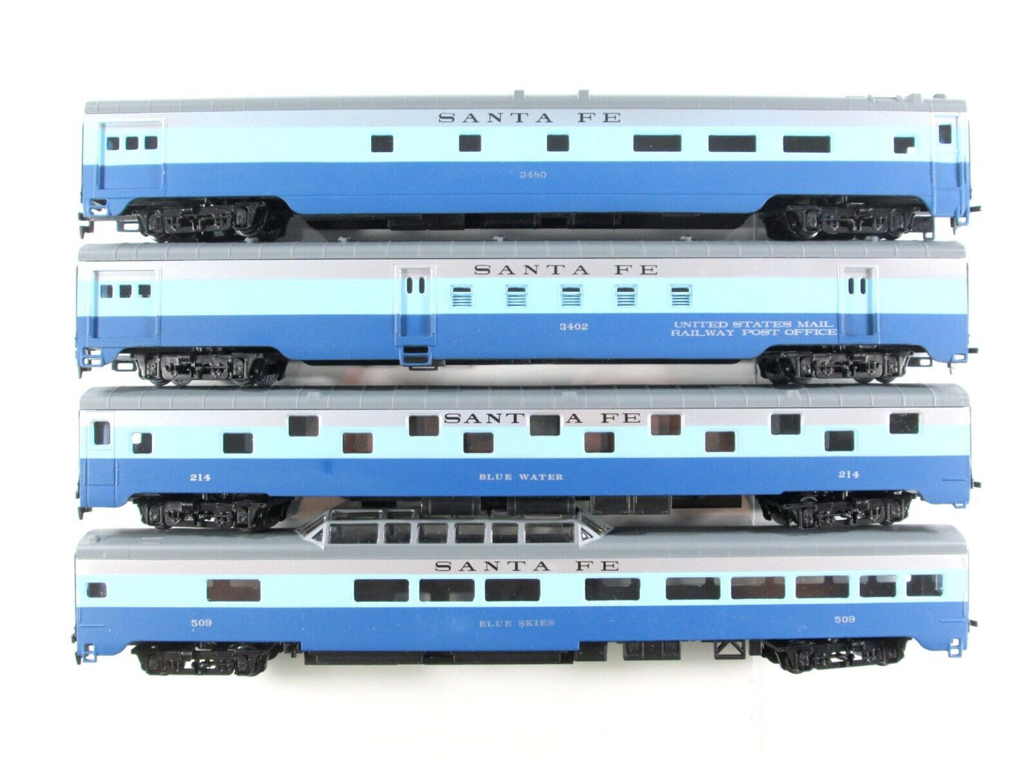 HO Scale SANTA FE *BLUE GOOSE* Passenger Car 8-Pack Set - IHC 48018 **RARE