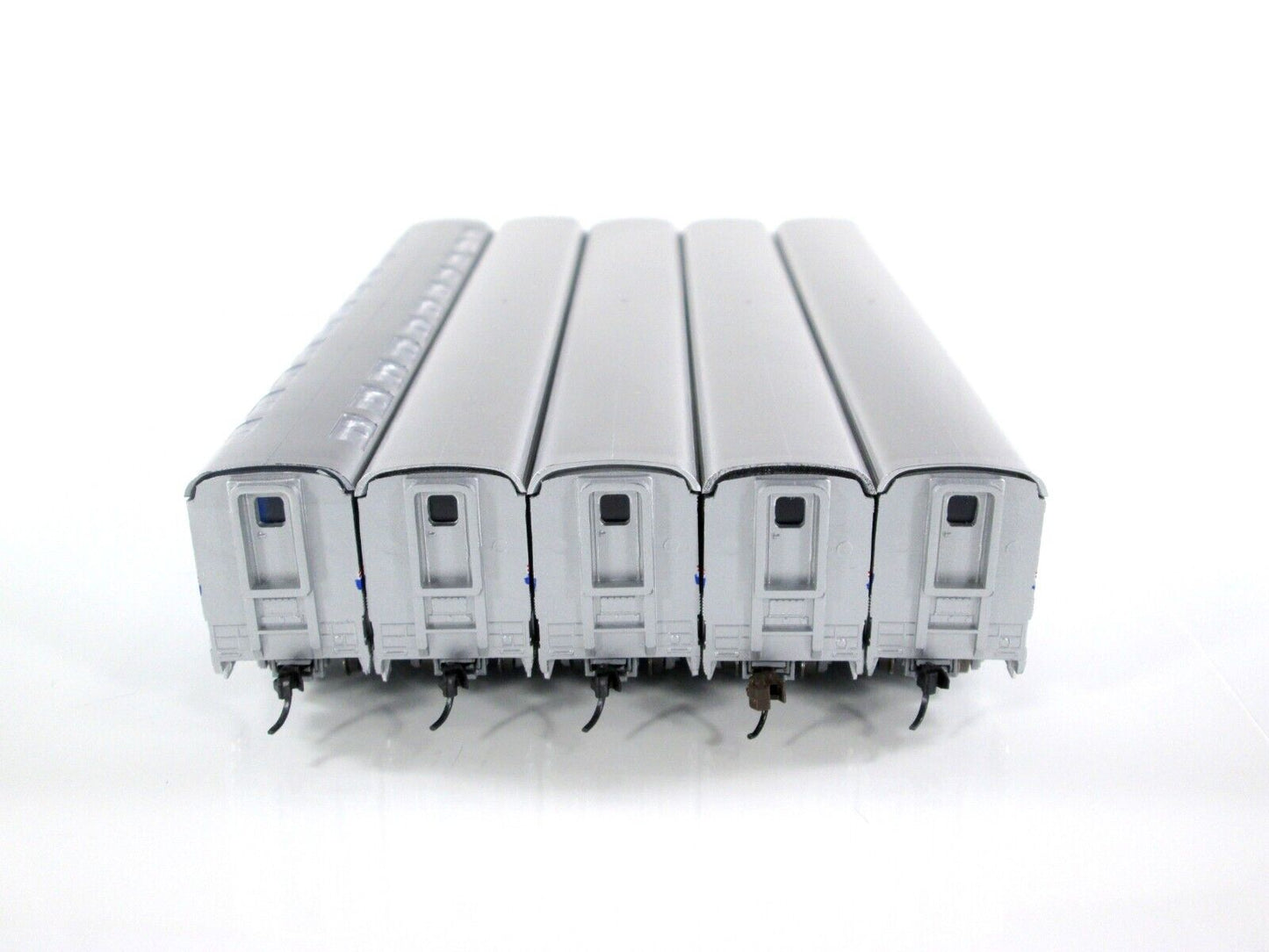 N Scale AMTRAK Phase IV Superliner Bi-Level Passenger 5-Car Set - Con-Cor 004653