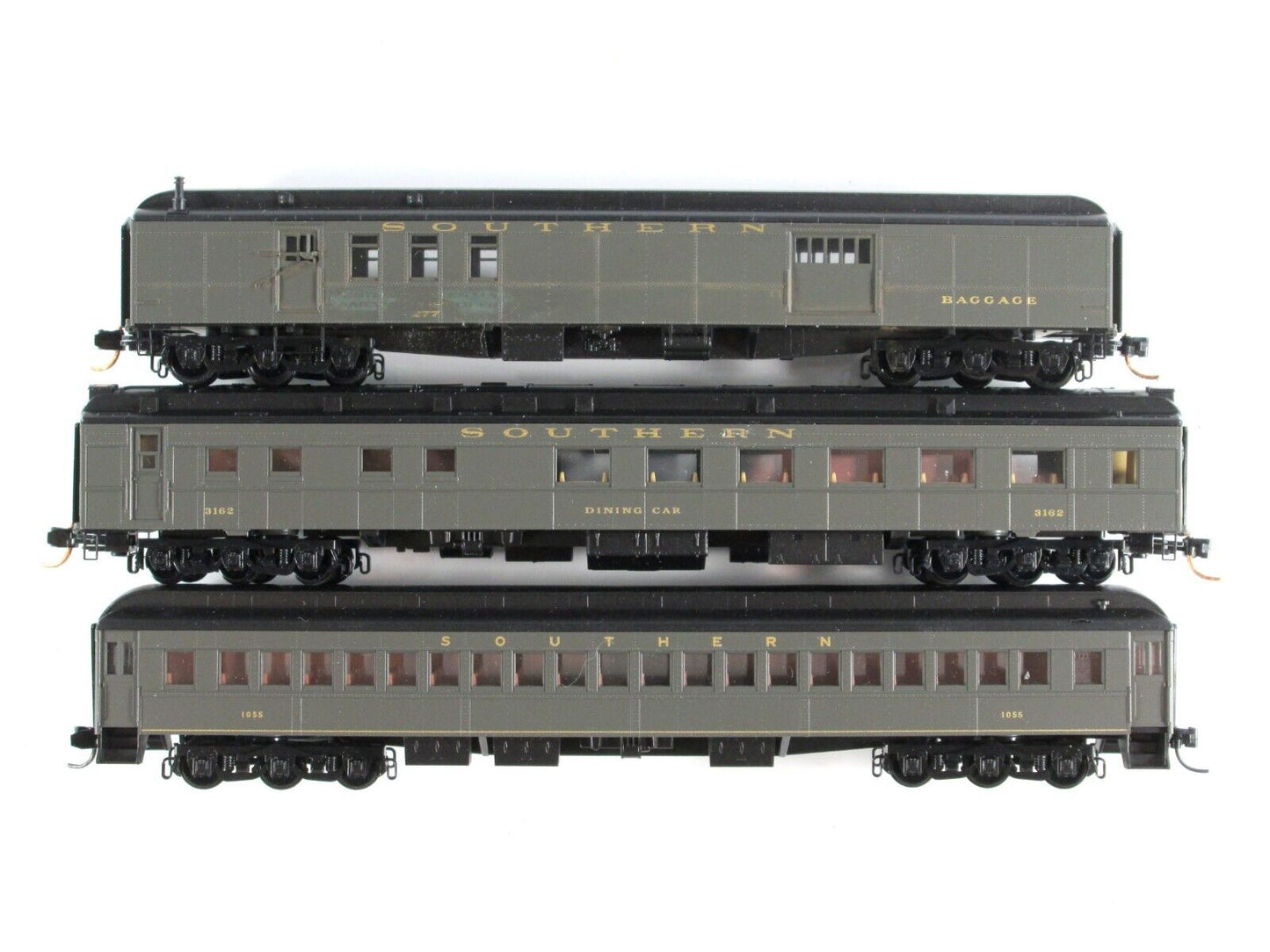 N Scale SOUTHERN Heavyweight - Baggage, Coach, Diner - 3-Car Set -- Micro Trains