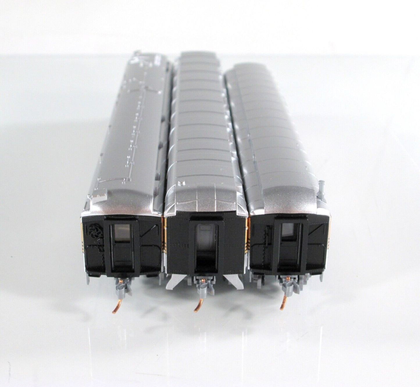 N Scale DENVER RIO GRANDE WESTERN / D&RGW Passenger Car 3-Pack Set -Micro Trains