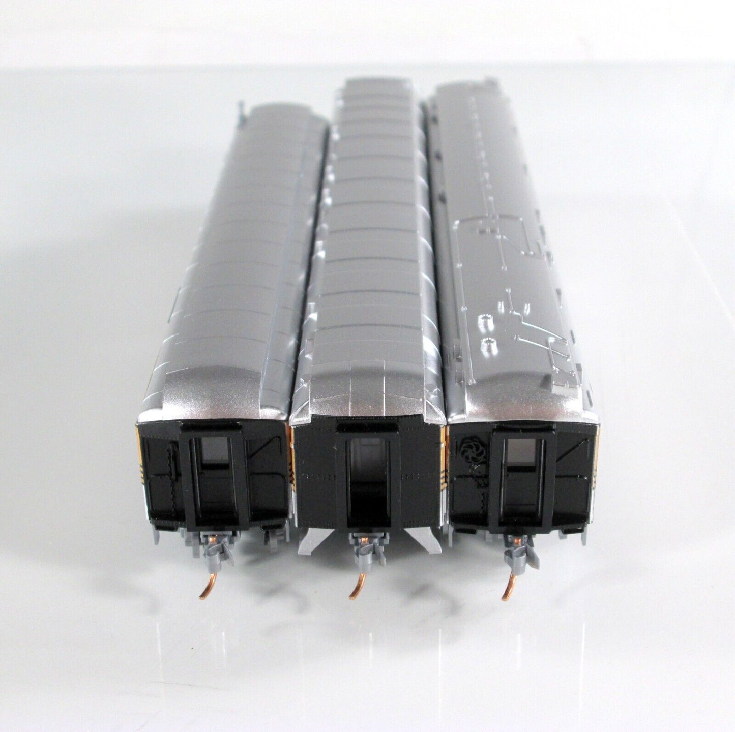 N Scale DENVER RIO GRANDE WESTERN / D&RGW Passenger Car 3-Pack Set -Micro Trains