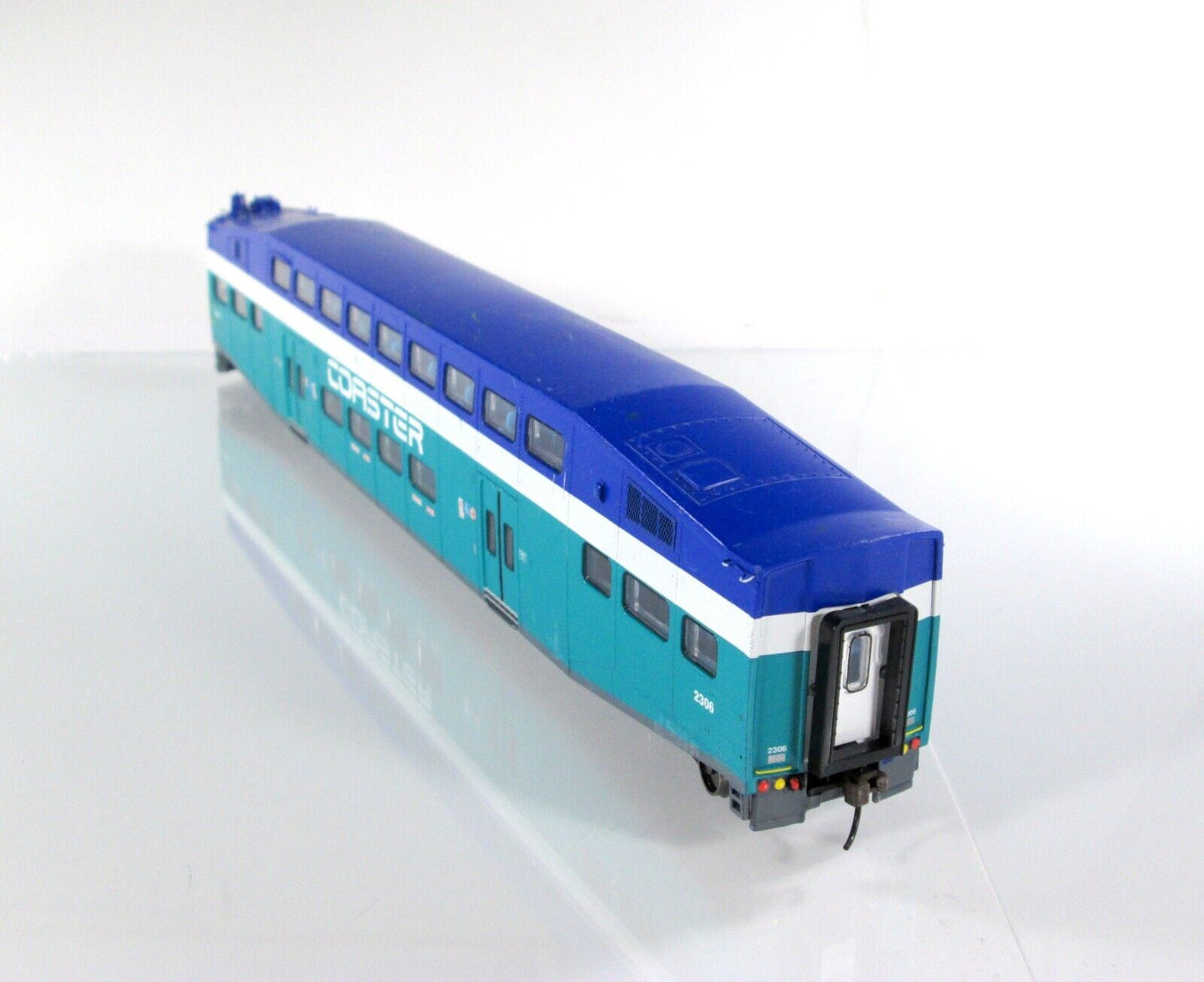 HO Scale SAN DIEGO *COASTER*  Bombardier Control Car, SDNX #2306 -- Athearn 2542