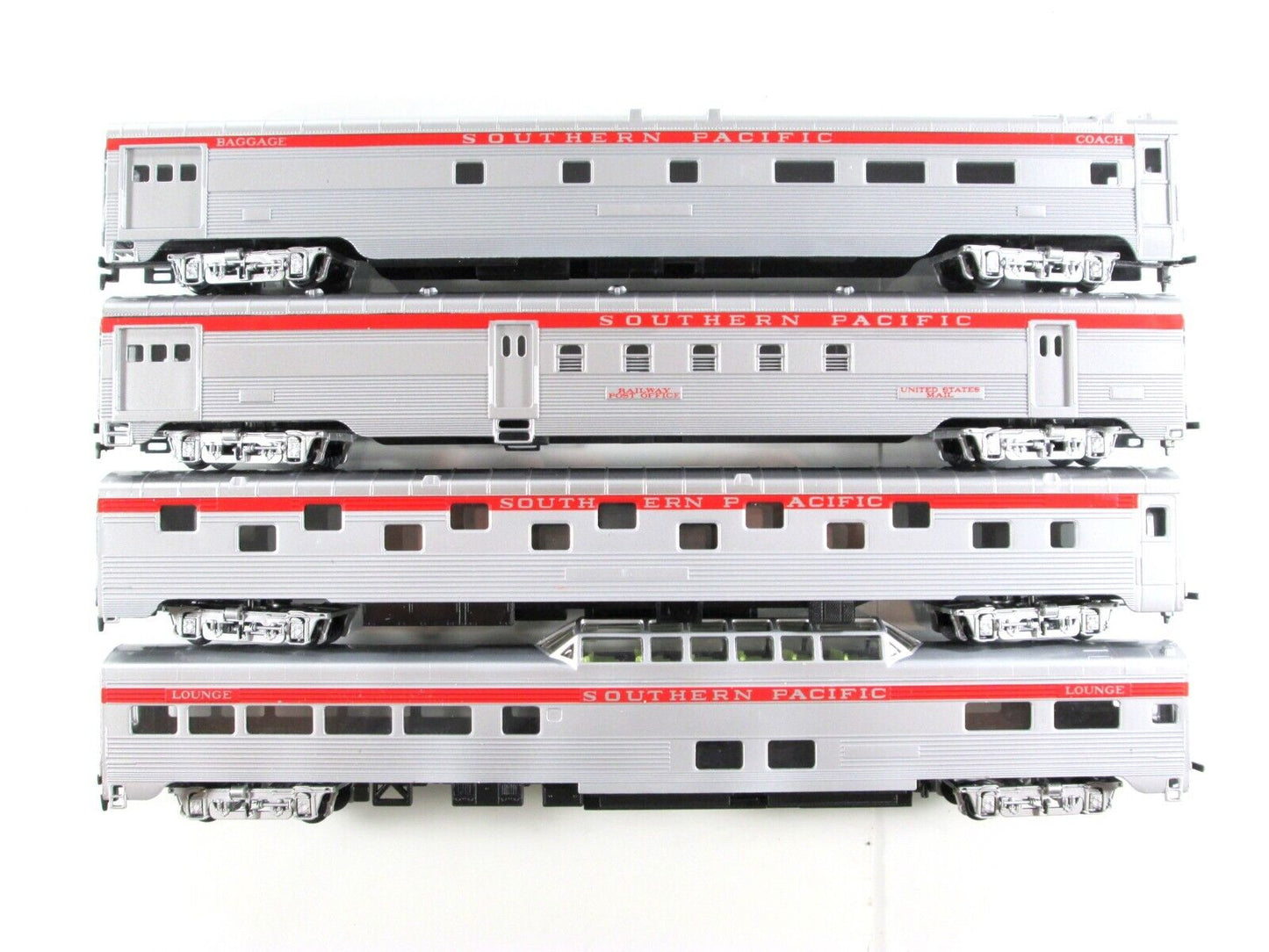 HO Scale SOUTHERN PACIFIC / SP  Lightweight Passenger Car 8-Pack Set - IHC 47958