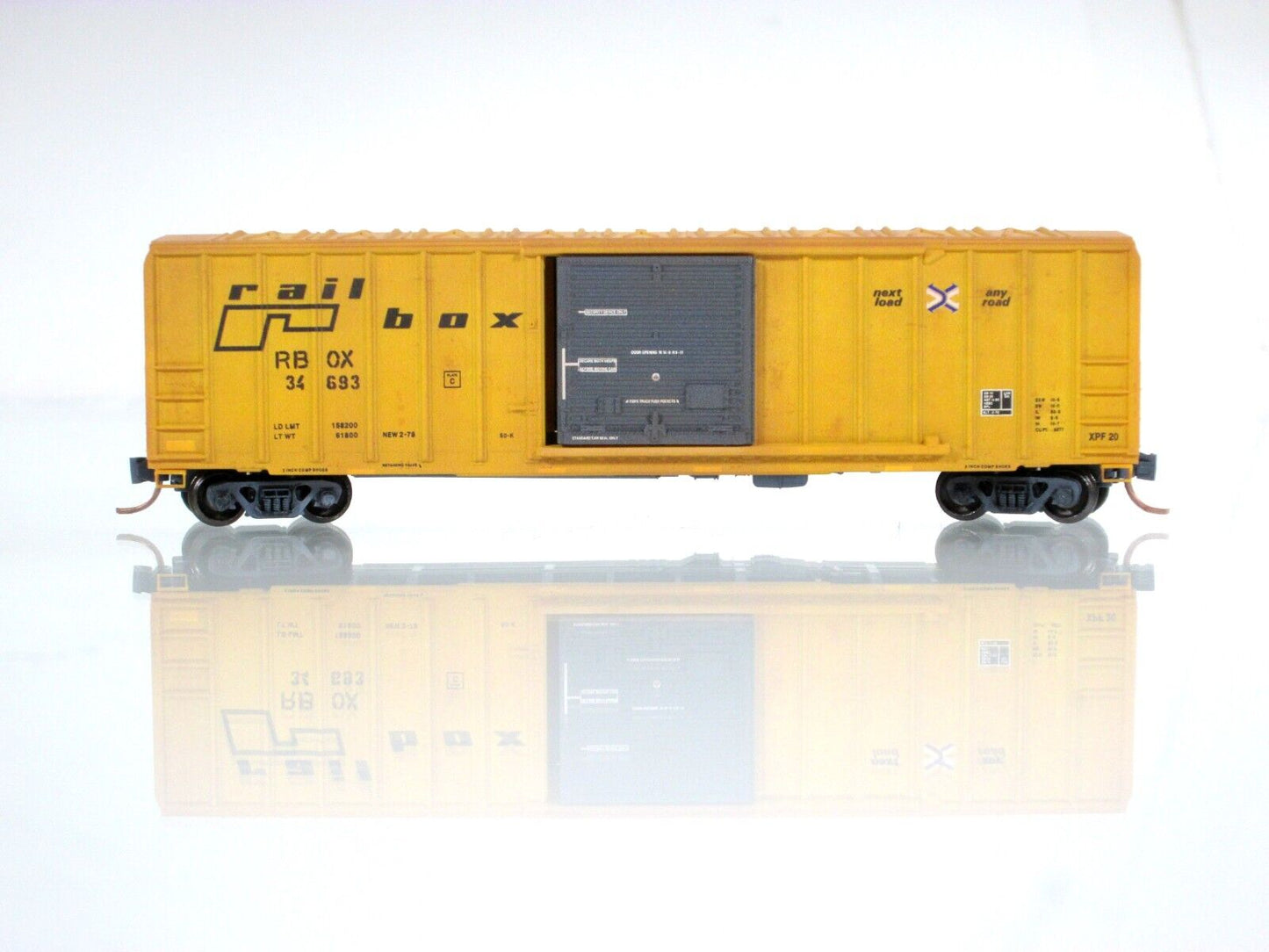 N Scale **RAILBOX GRAFFITI** Box Car #34693 - Micro Trains NSE MTL 16-29 *RARE*
