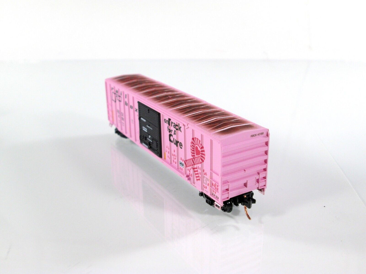 N Scale ***RAILBOX Breast Cancer*** Boxcar w/ Handprints - Micro Trains 02500106