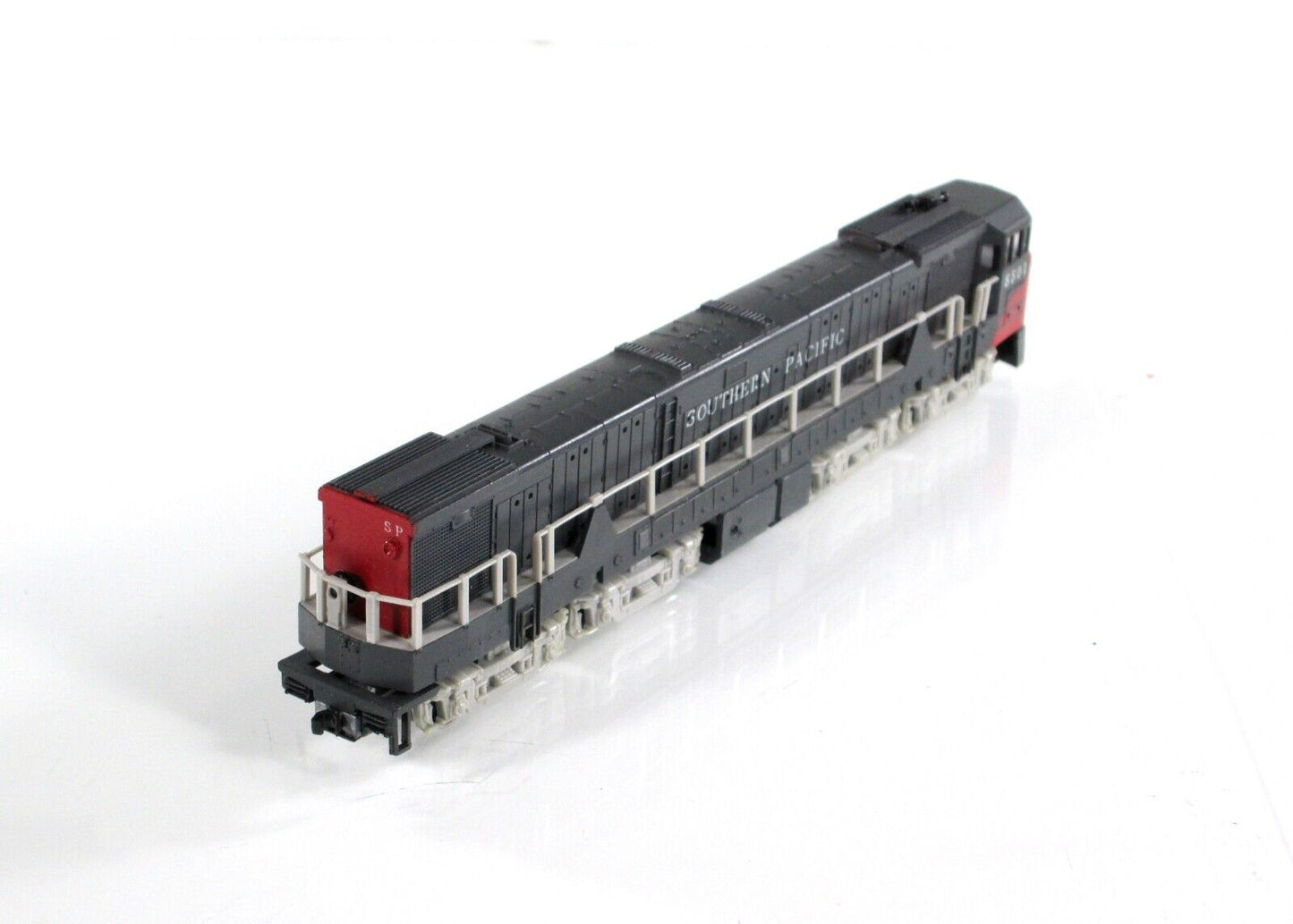 N Scale **SOUTHERN PACIFIC **U50** Locomotive, SP 8501 - Con-Cor 3301C **project