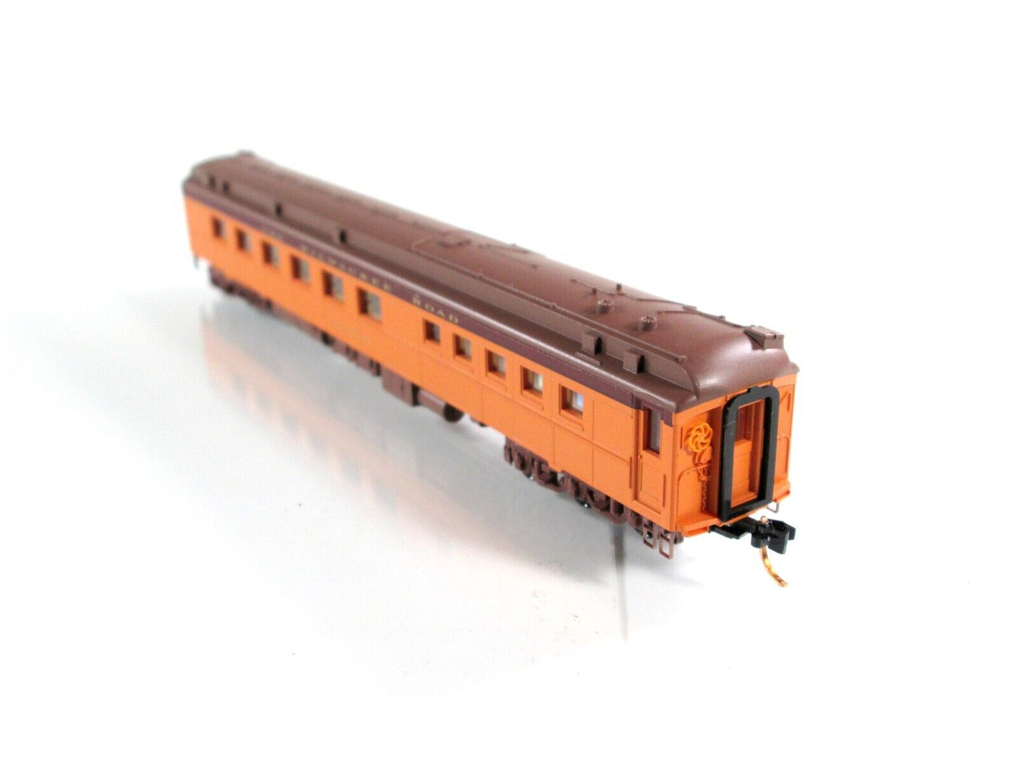 N Scale MILWAUKEE ROAD / MILW Heavyweight Passenger Car 5-Pack Set -Micro Trains