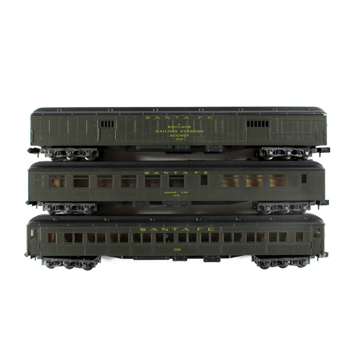 N Scale ***SANTA FE*** Heavyweight Passenger 3-Car Set - Arnold / Rivarossi 0522