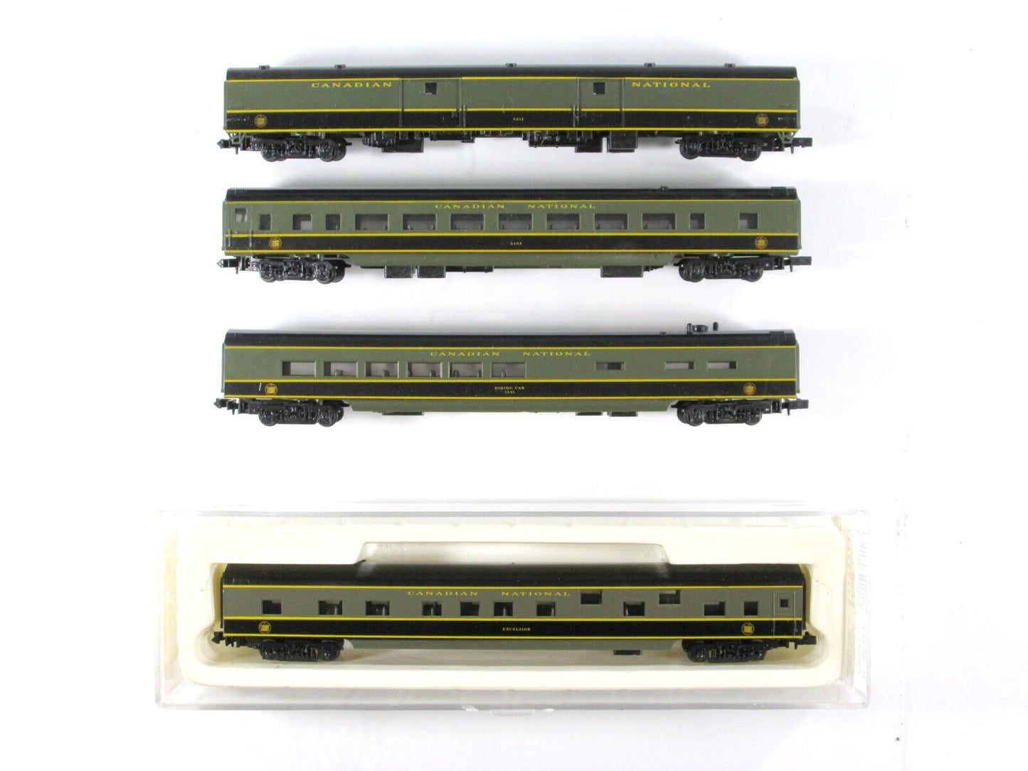 N Scale CANADIAN NATIONAL Lightweight Passenger Car 4-Pack Set ---- Con-Cor