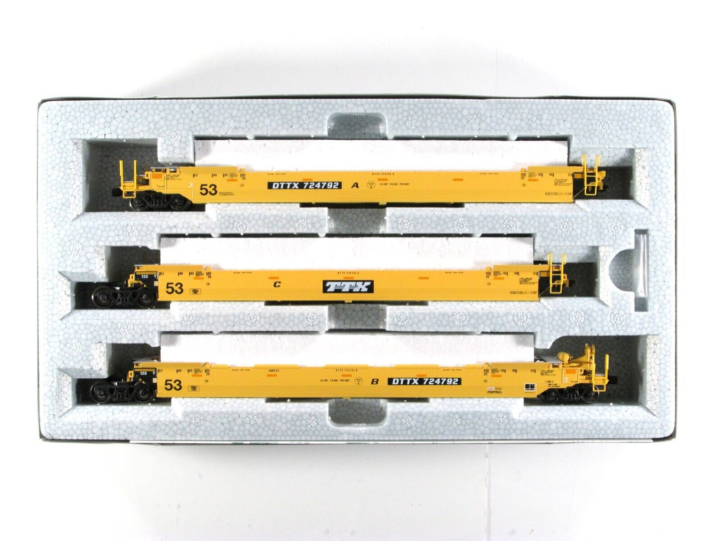HO Scale TTX Double Stack Well Car Set for 53' Containers #724792 - Kato 30-9051