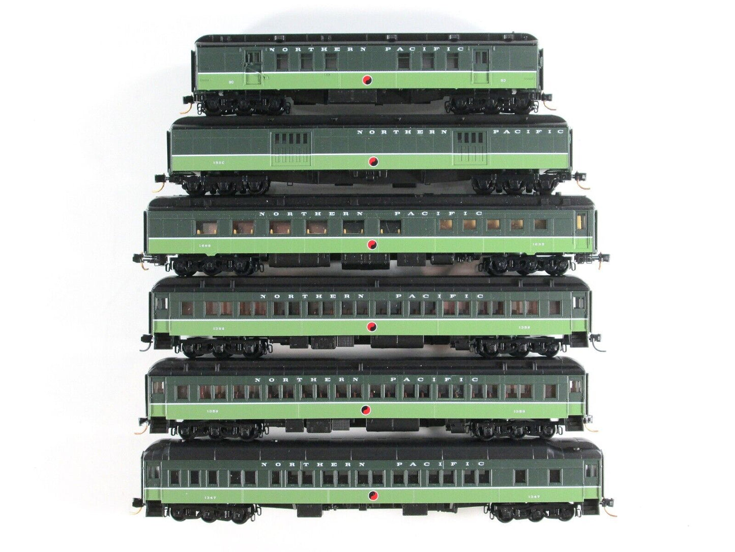 N Scale NORTHERN PACIFIC *LOEWY SCHEME* Passenger Car 6-Pack Set -- Micro Trains