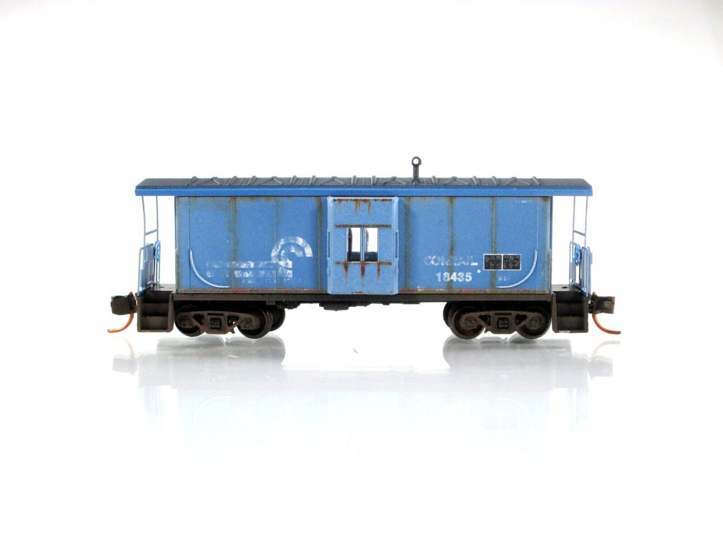 N Scale **CONRAIL** Weathered Bay Window Caboose, #18435 - Micro Trains 13055020