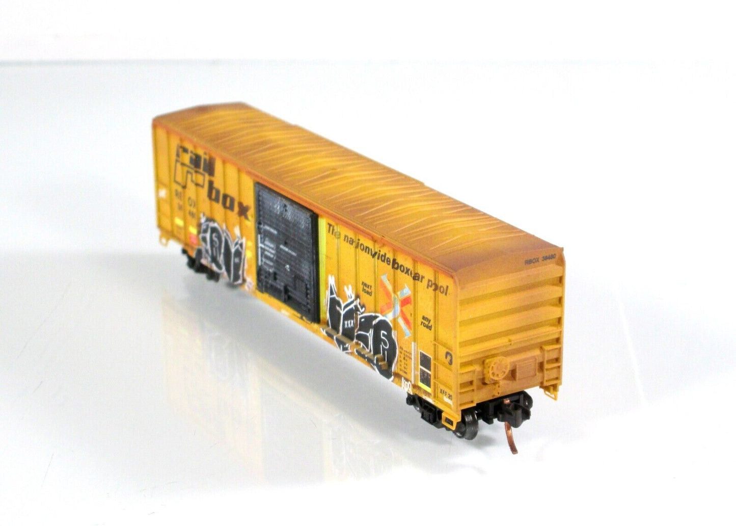 N Scale **RAILBOX GRAFFITI** Box Car #38480 - Micro Trains NSE MTL 16-208 *RARE*