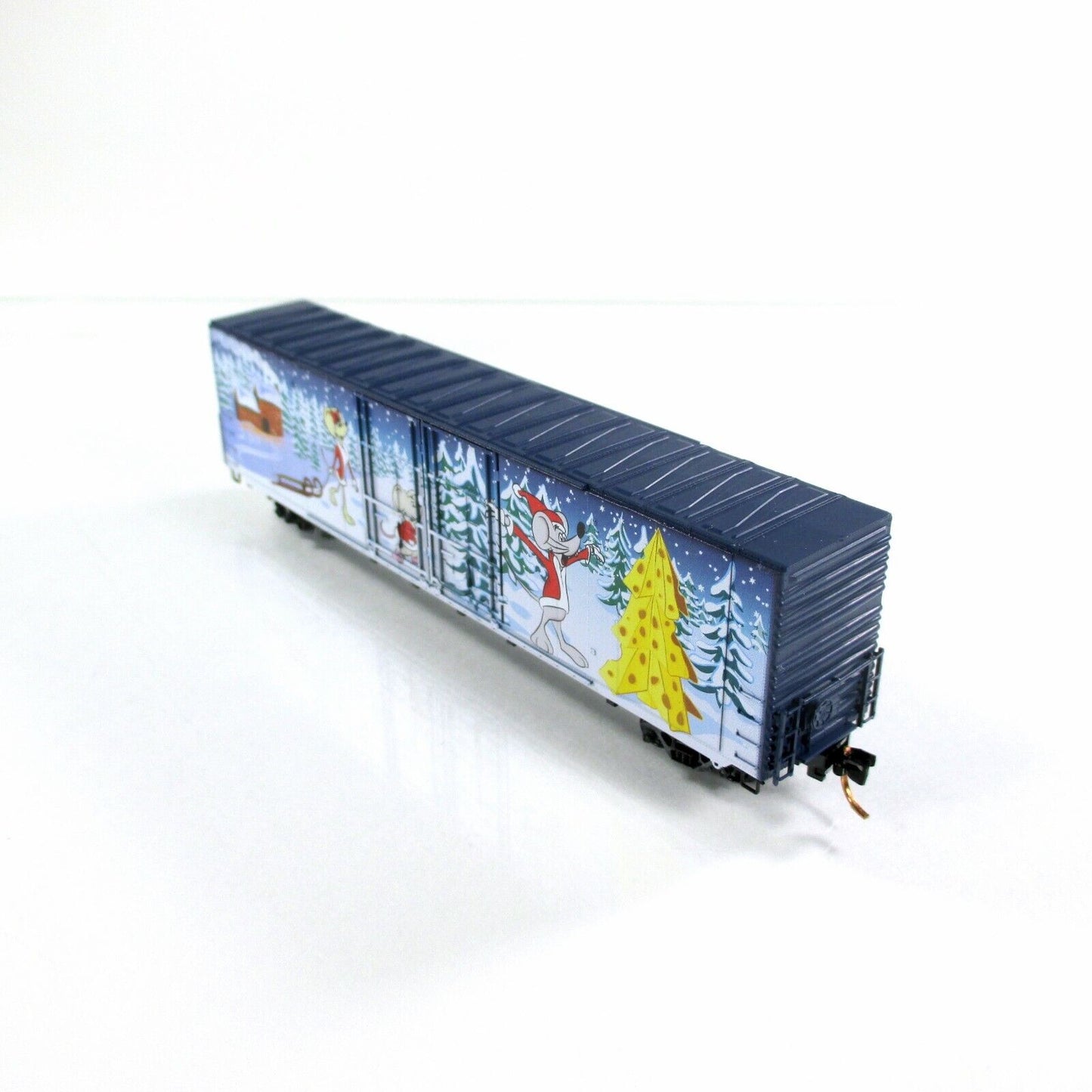 N Scale **MERRY CHRISTMAS 2017** 60' Holiday Box Car ----- Micro Trains 10200130