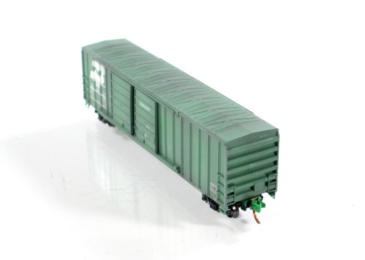 N Scale **BURLINGTON NORTHERN** Weathered Box Car #223928-Micro Trains 03044200