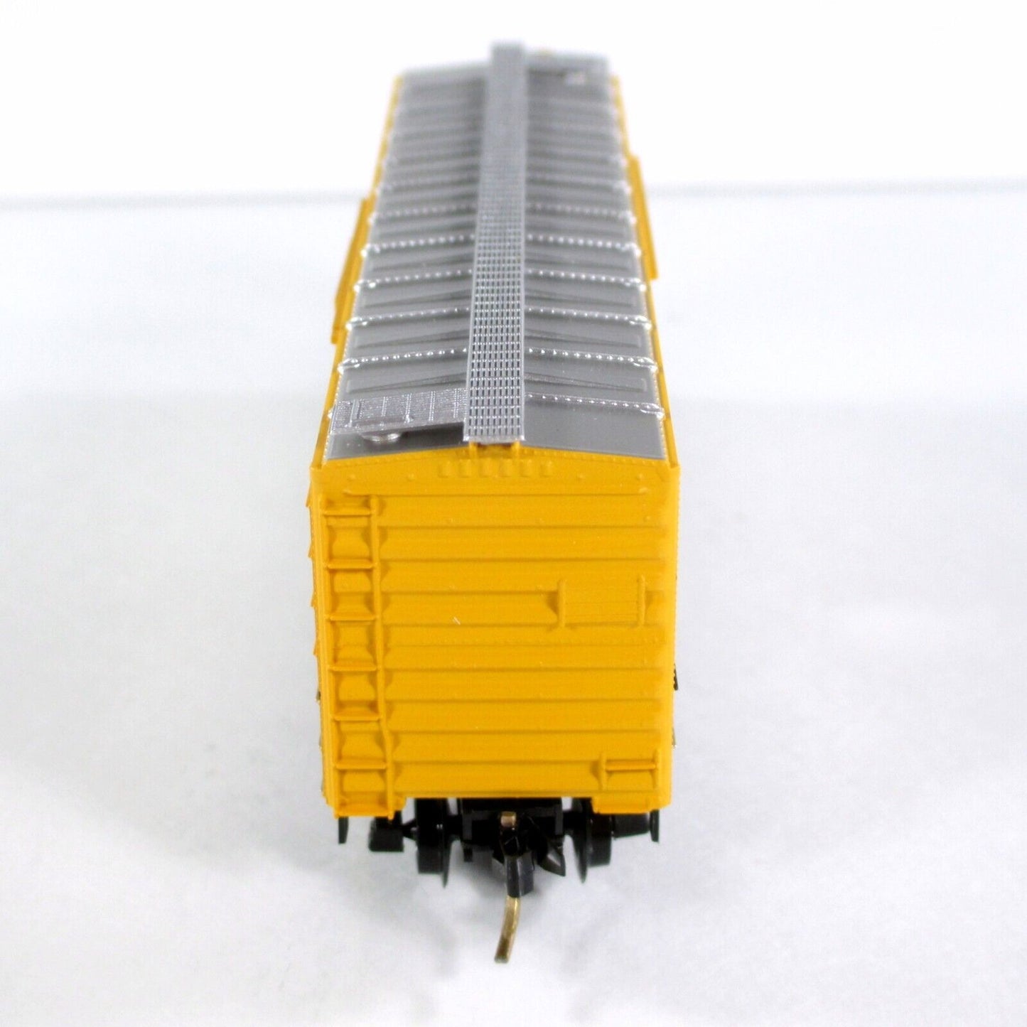 N Scale ***DENVER RIO GRANDE*** Box Car - Micro Trains / Lowell Smith / 6464-650