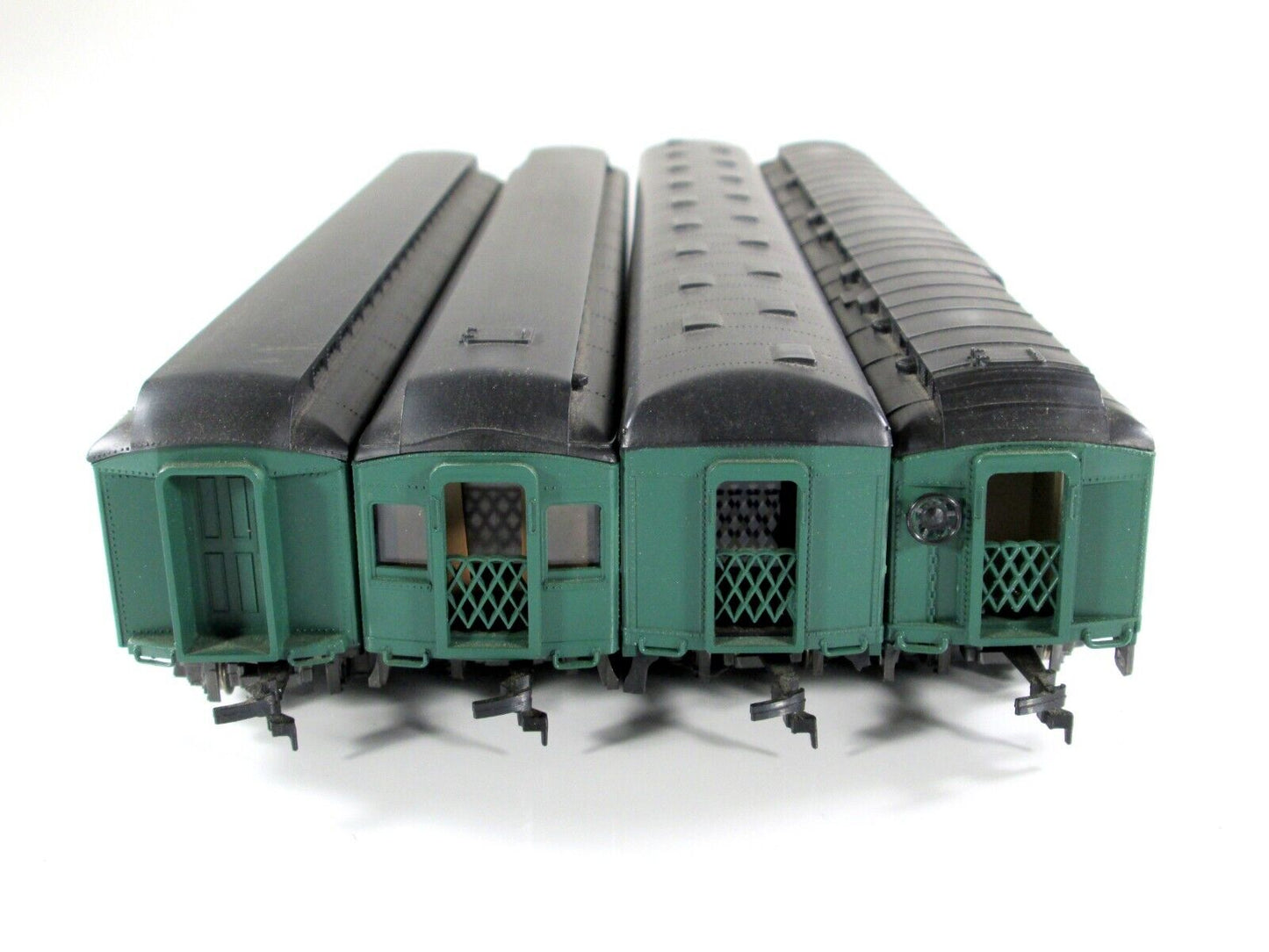 HO Scale SOUTHERN CRESCENT Ltd 1920s Passenger Car 4-Pack Set B - Rivarossi 6903