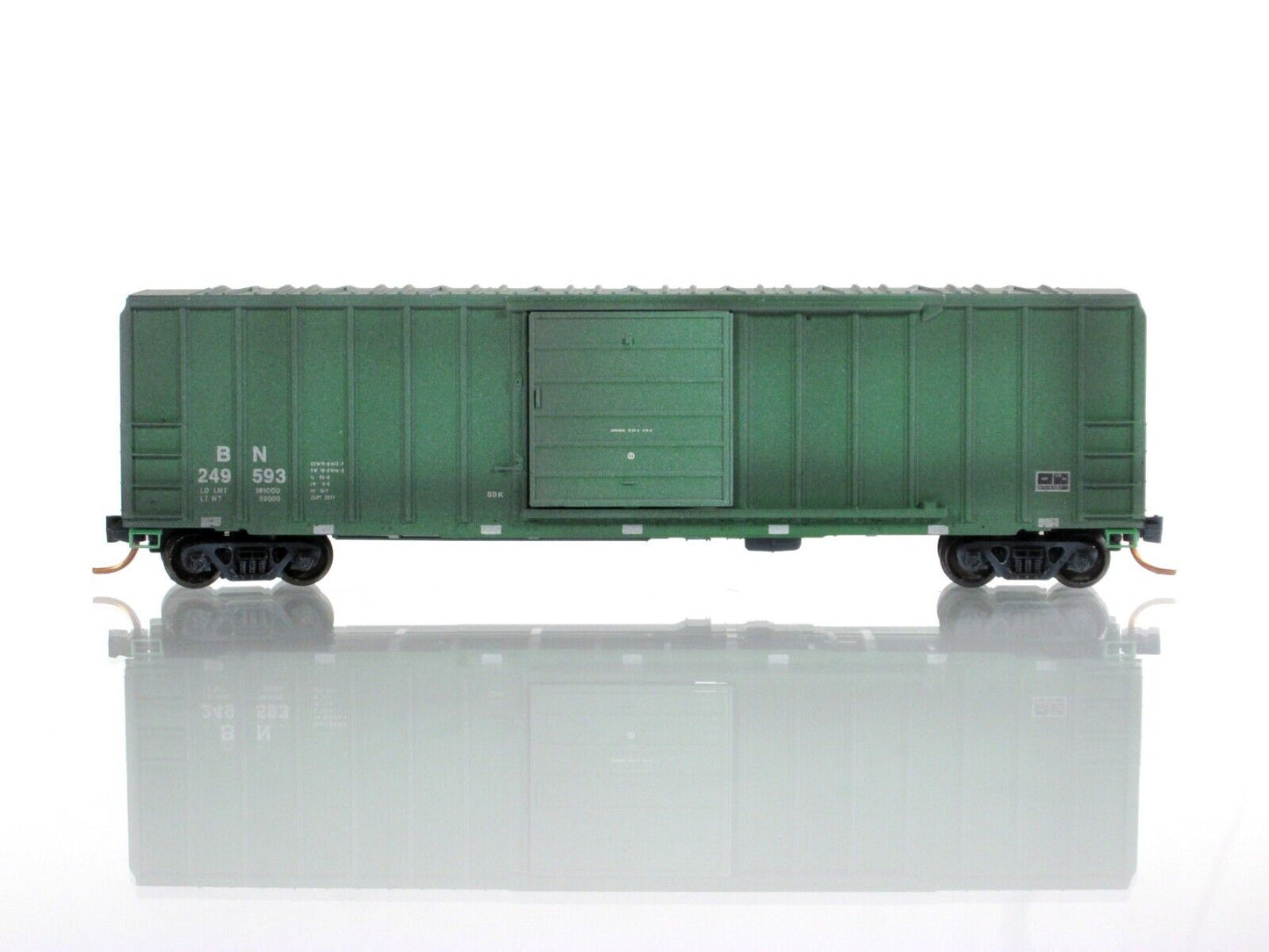 N Scale *BURLINGTON NORTHERN* Weathered, Graffiti Box Car -Micro Trains 99305090