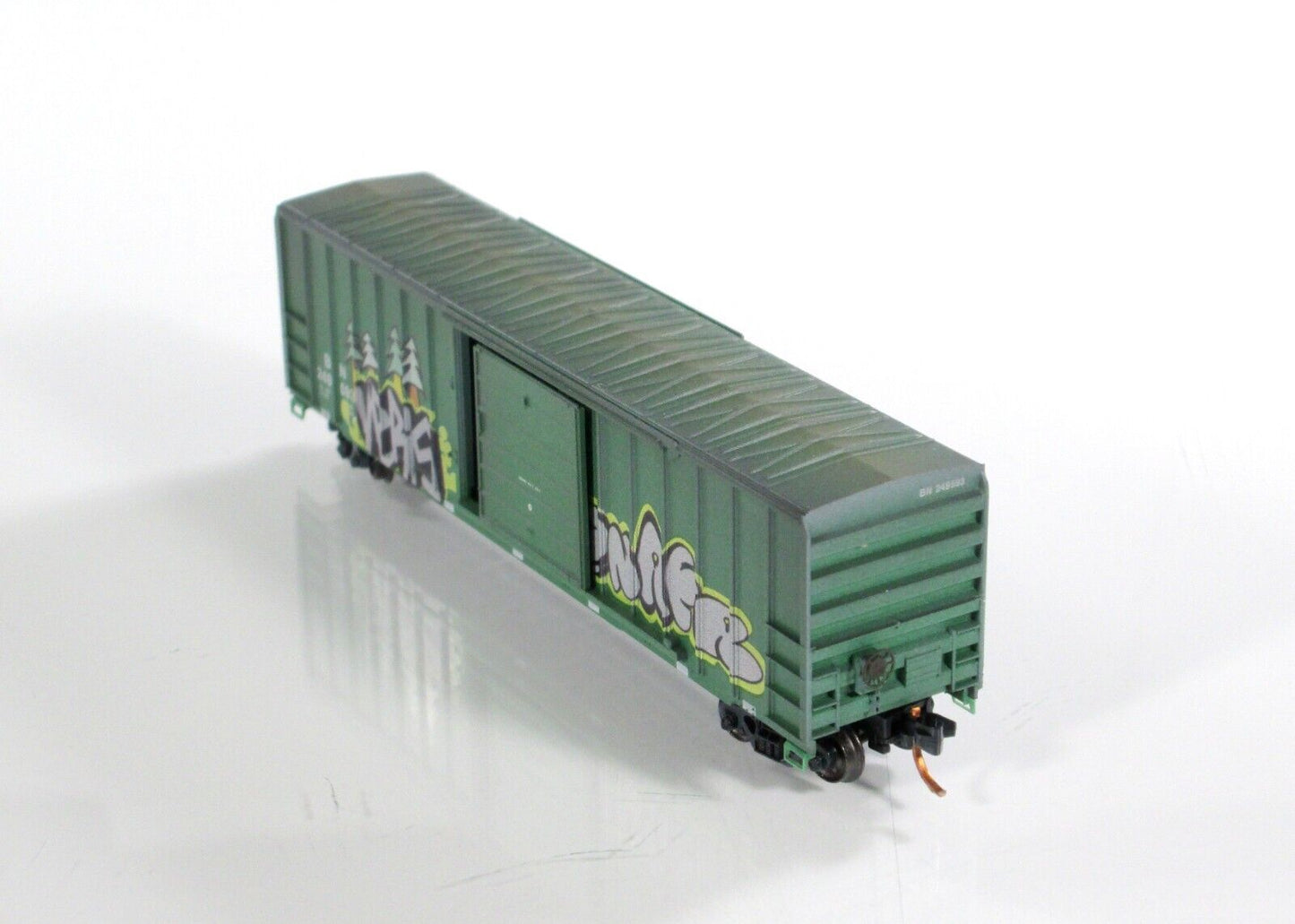 N Scale *BURLINGTON NORTHERN* Weathered, Graffiti Box Car -Micro Trains 99305090