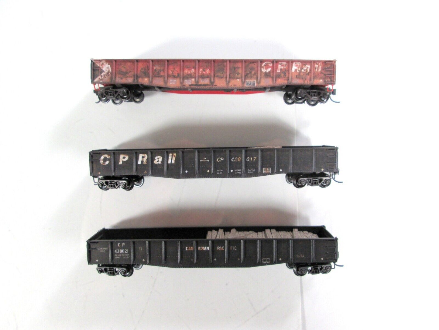 N Scale *CP RAIL*  Weathered Gondola 3-Set -Micro Trains 99302090, No tie Loader