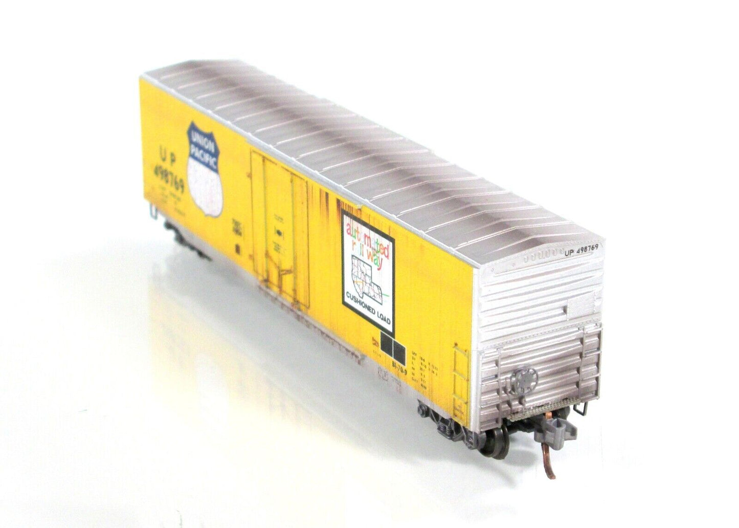 N Scale ***UNION PACIFIC*** Weathered Box Car - Micro Trains 99305480 / 18151070