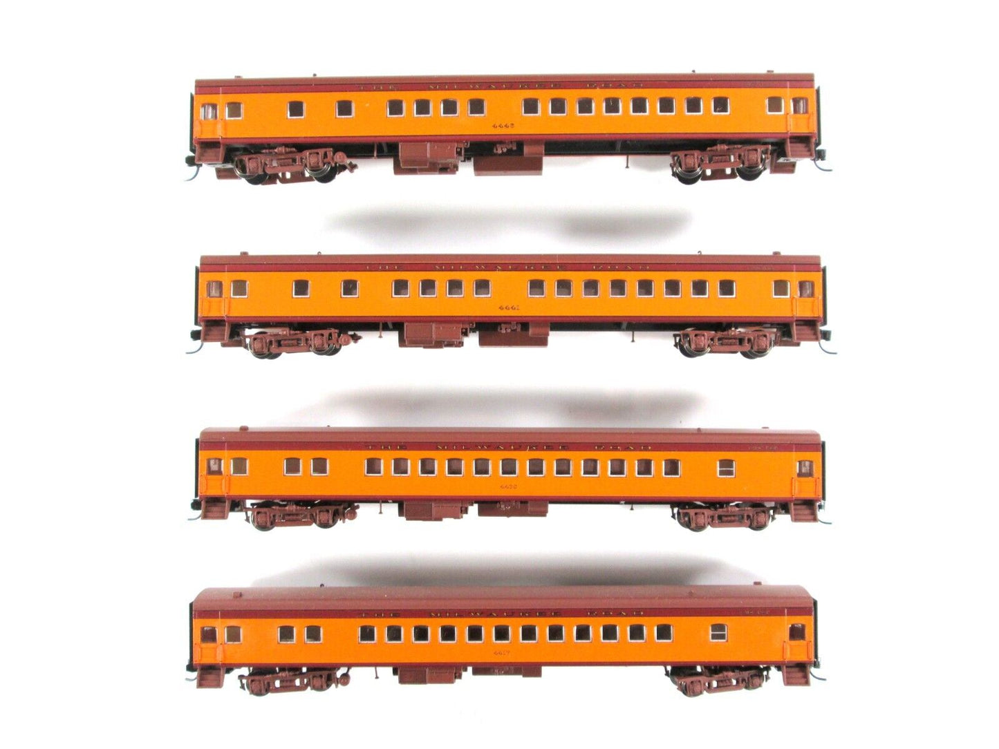 N Scale MILWAUKEE ROAD Bunk & Original Brown Roof Passenger Car Set - FOX VALLEY